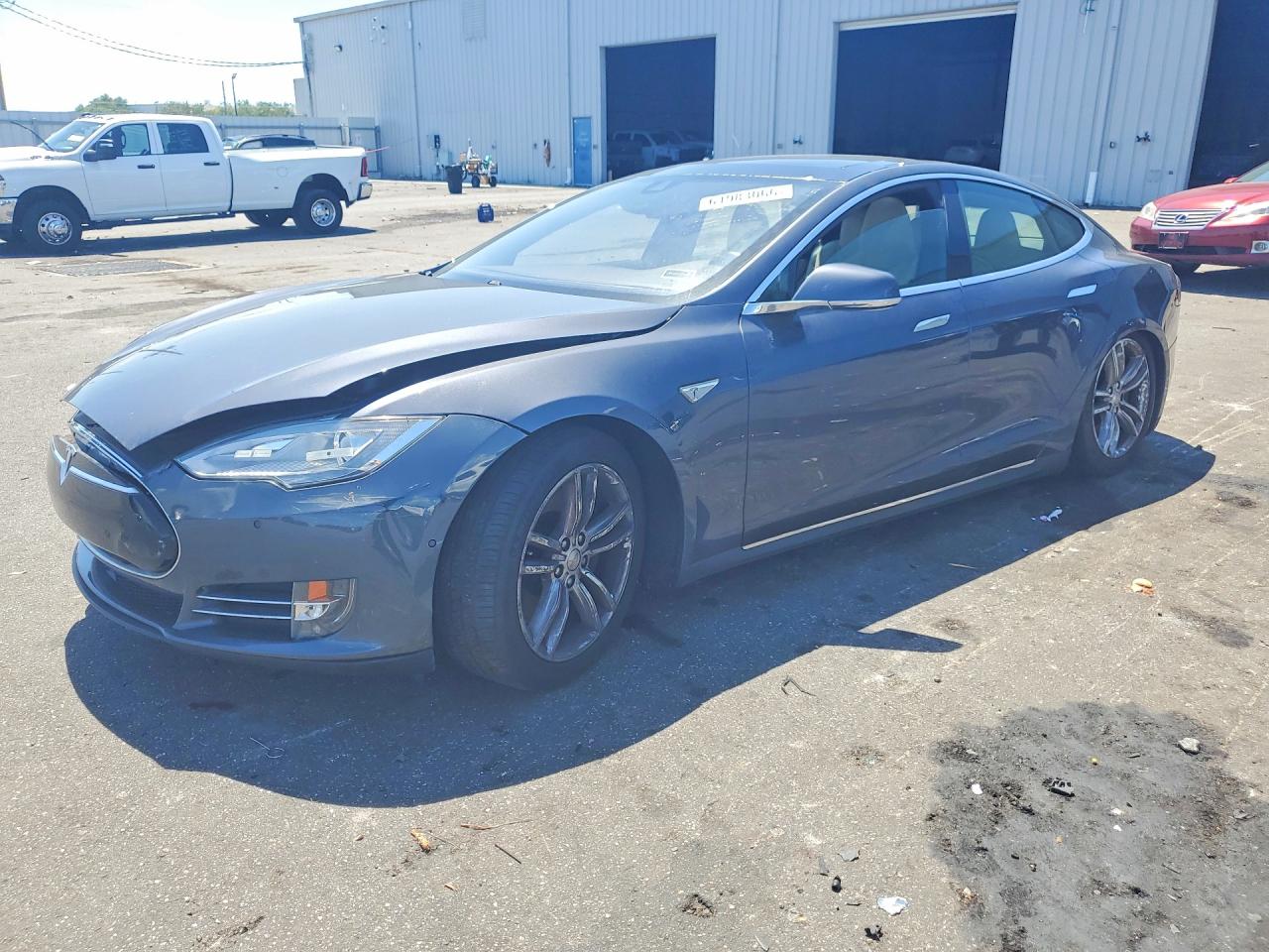 2014 Tesla Model S Gray vin: 5YJSA1H19EFP60476