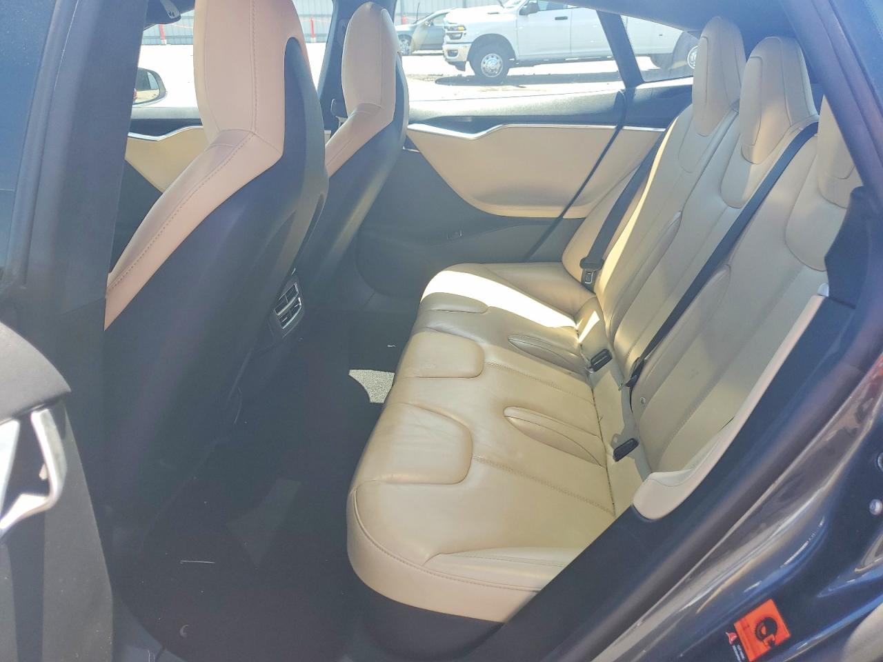 2014 Tesla Model S Gray vin: 5YJSA1H19EFP60476