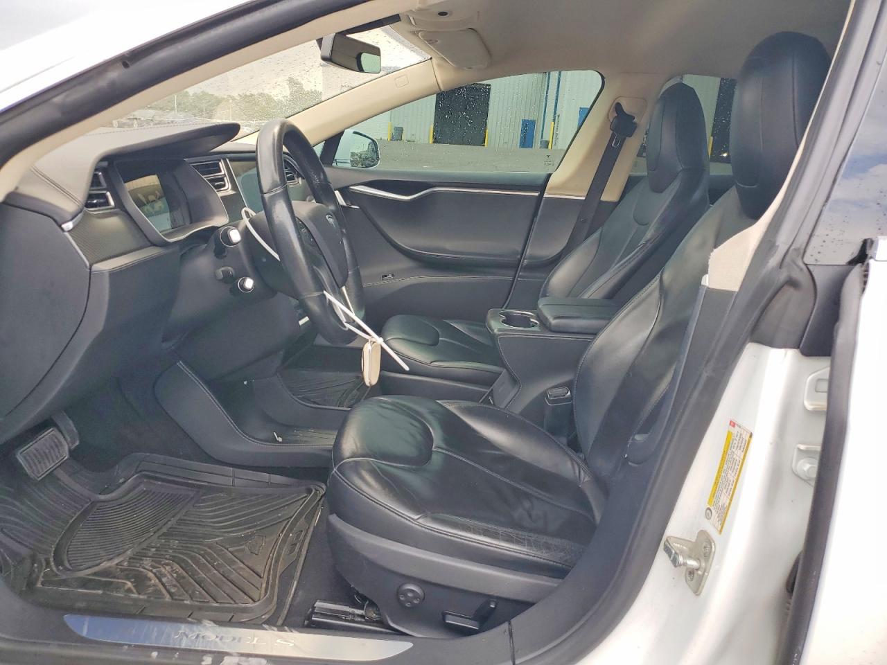 2014 Tesla Model S White vin: 5YJSA1H19EFP61336