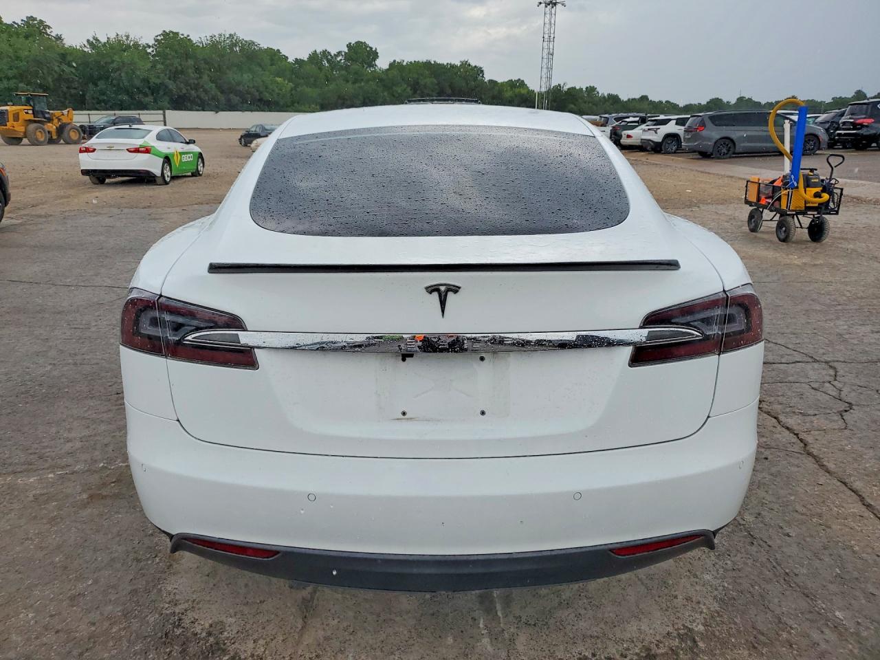 2014 Tesla Model S White vin: 5YJSA1H19EFP61336