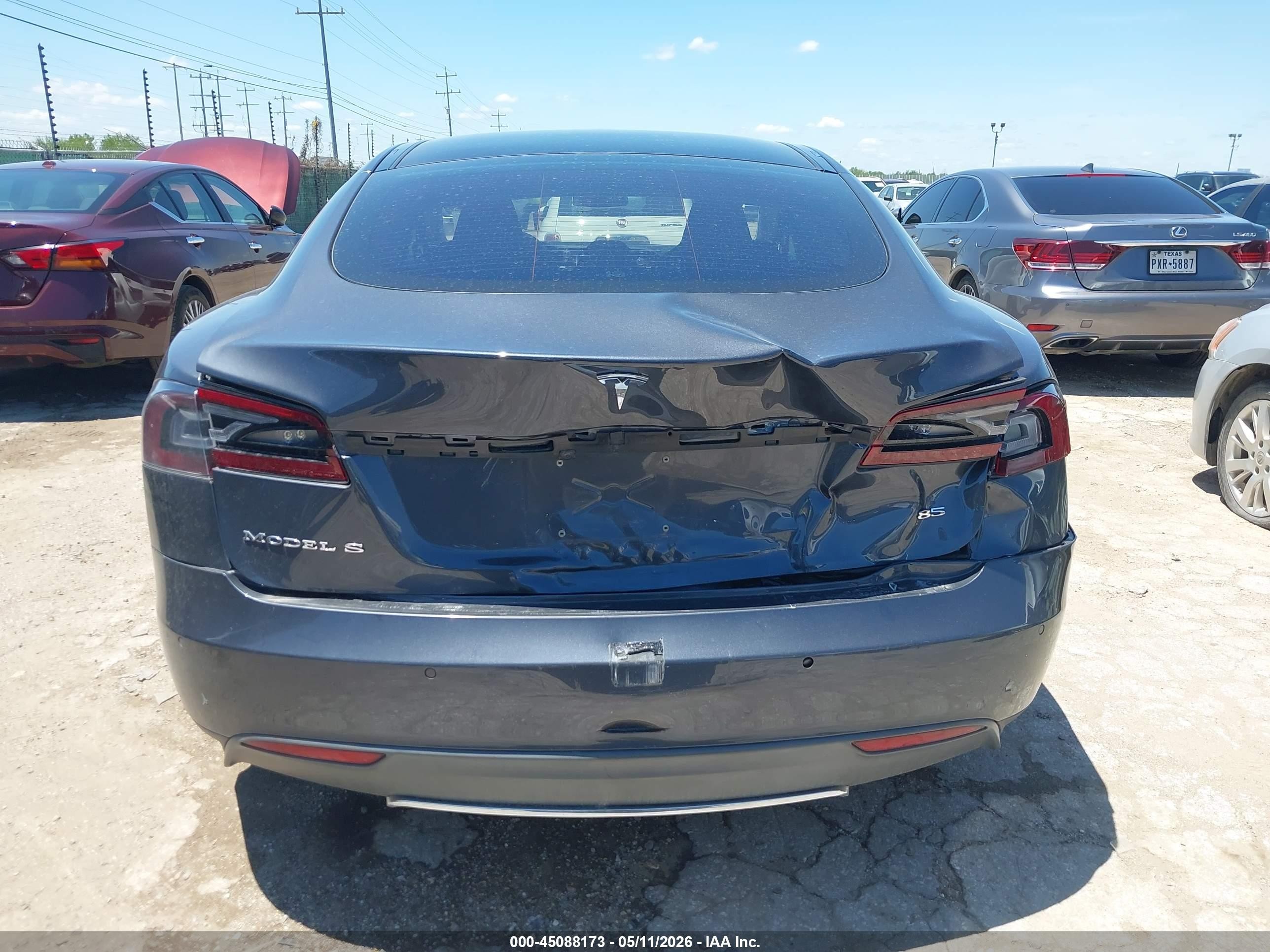2014 Tesla Model S P85 Серый vin: 5YJSA1H1XEFP53018