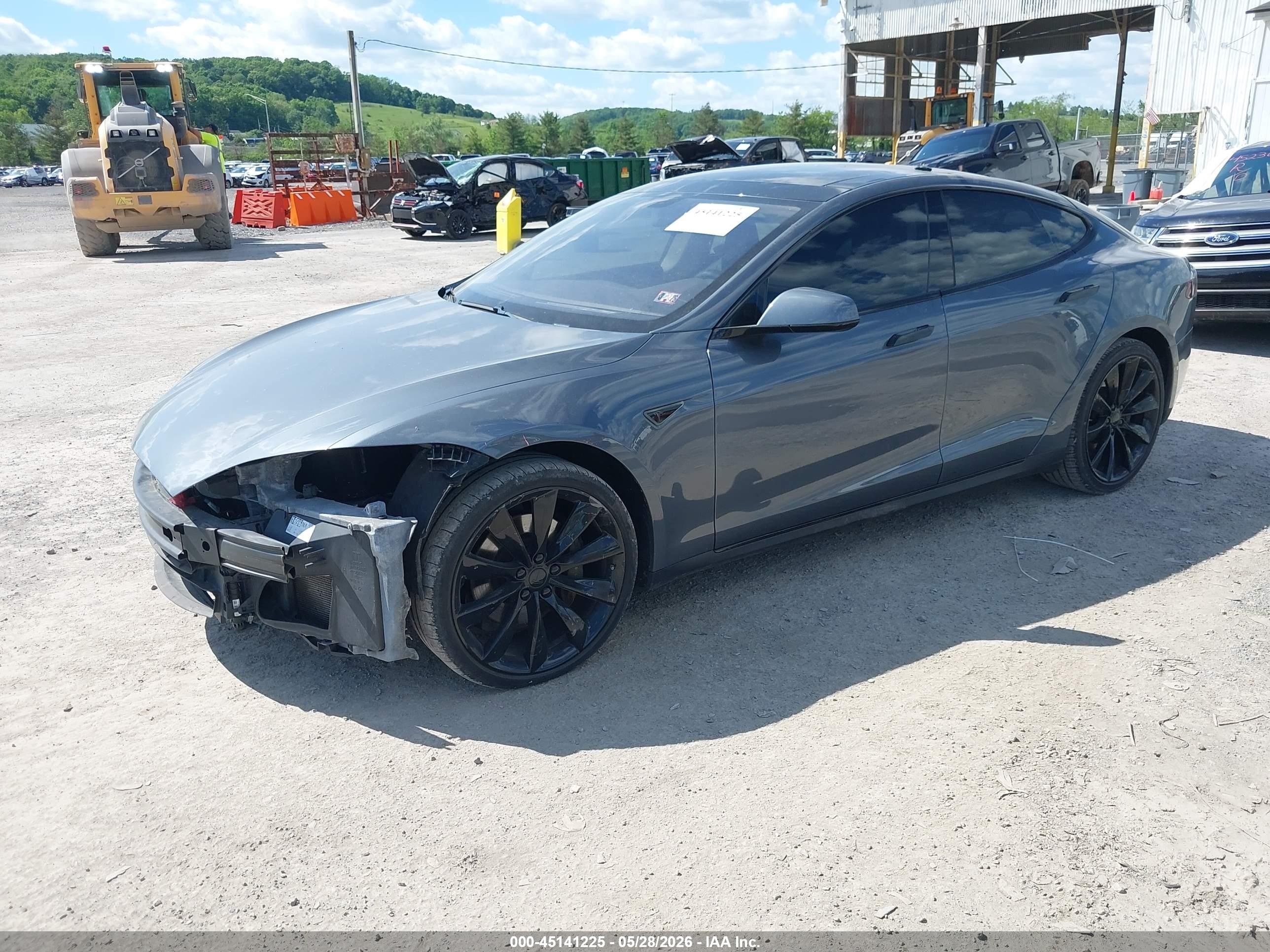2014 Tesla Model S P85 Серый vin: 5YJSA1H1XEFP54797