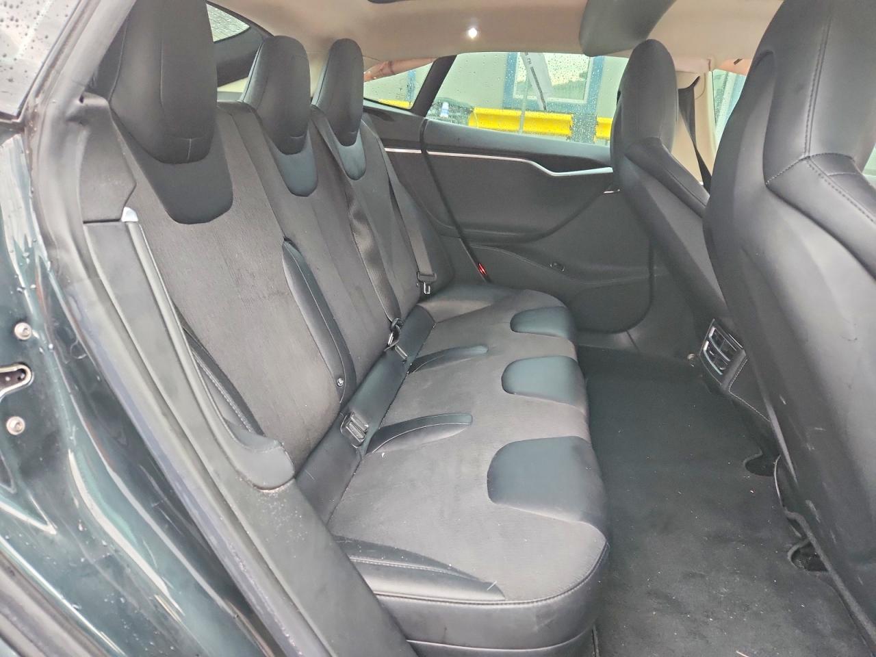 2014 Tesla Model S Green vin: 5YJSA1H1XEFP56887