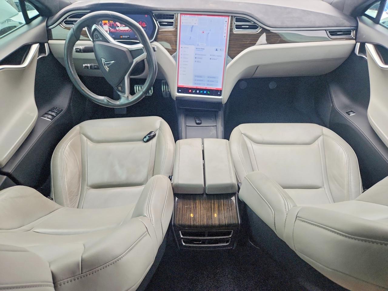 2014 Tesla Model S Белый vin: 5YJSA1H20EFP67857