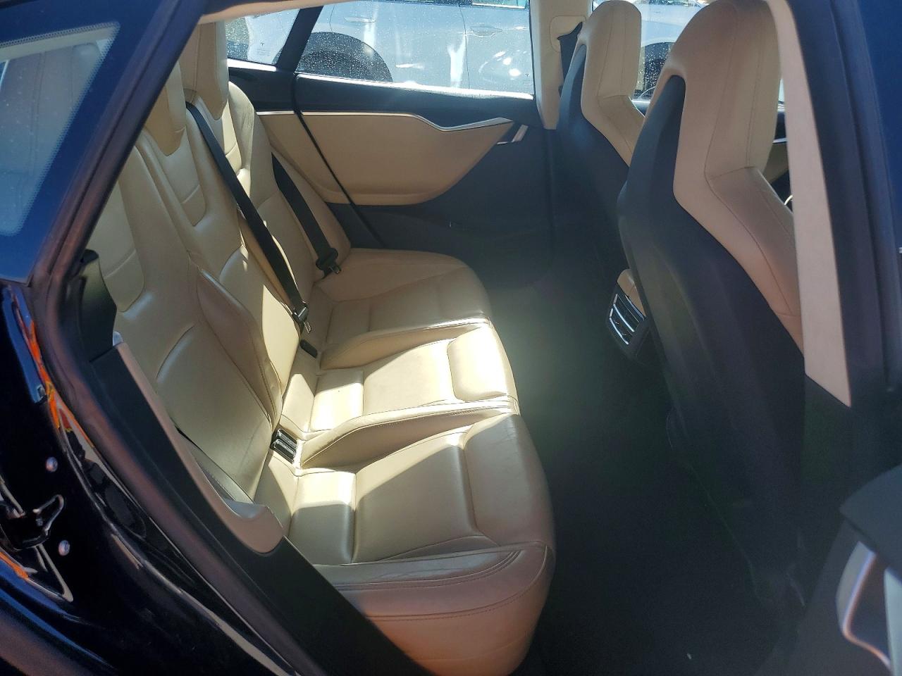 2015 Tesla Model S 85d Blue vin: 5YJSA1H21FFP69795
