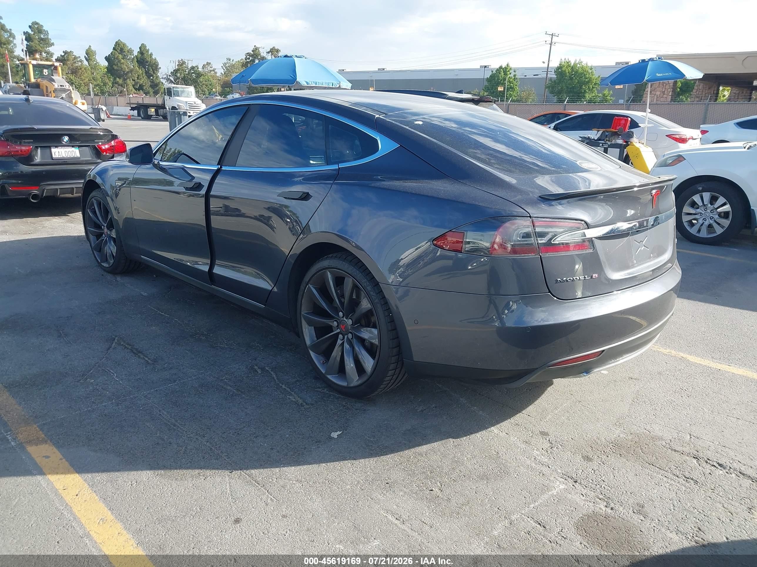 2015 Tesla Model S 70d/85d/p85d Gray vin: 5YJSA1H22FF087296