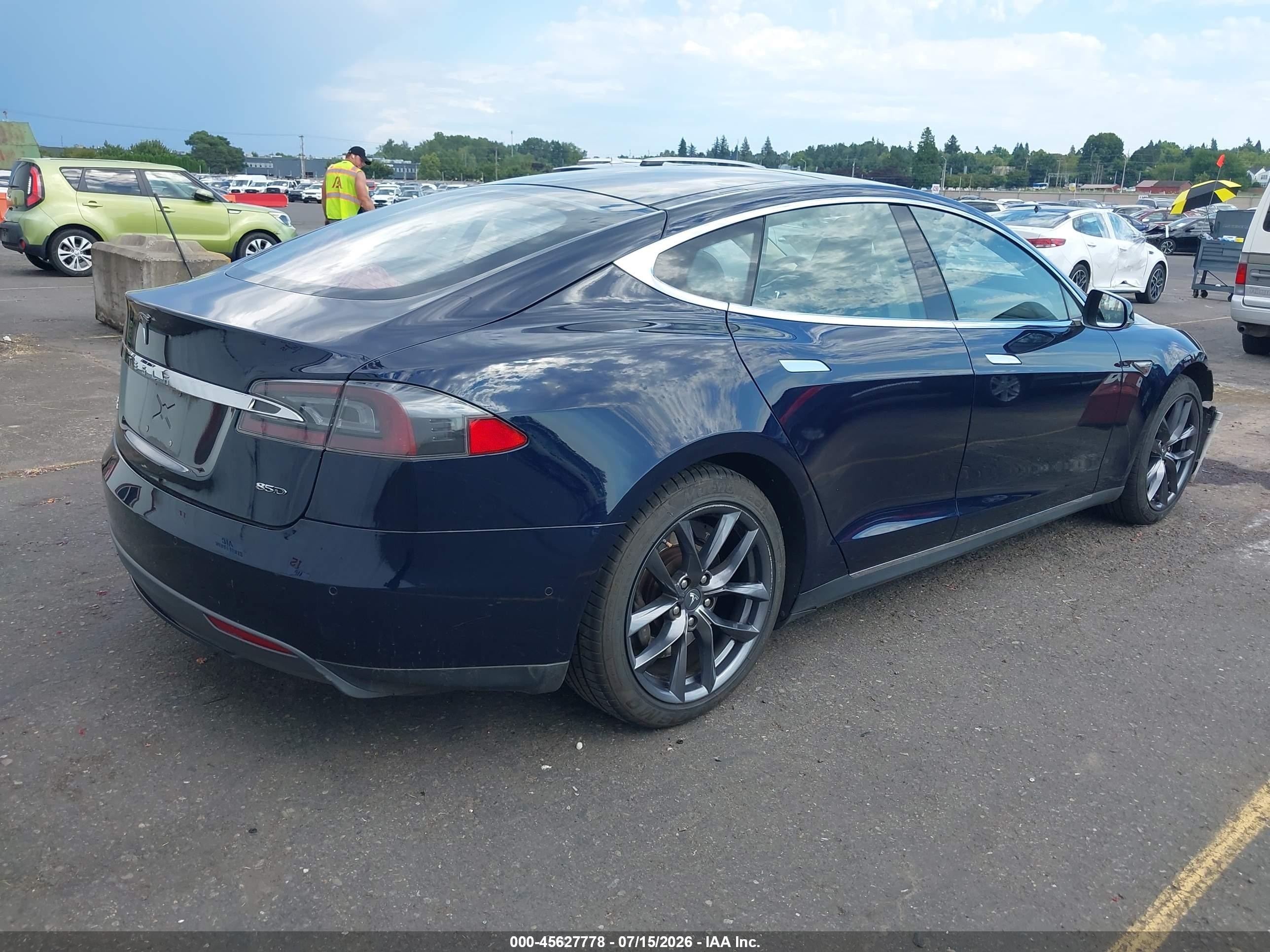 2015 Tesla Model S 70d/85d/p85d Dark Blue vin: 5YJSA1H22FF087976