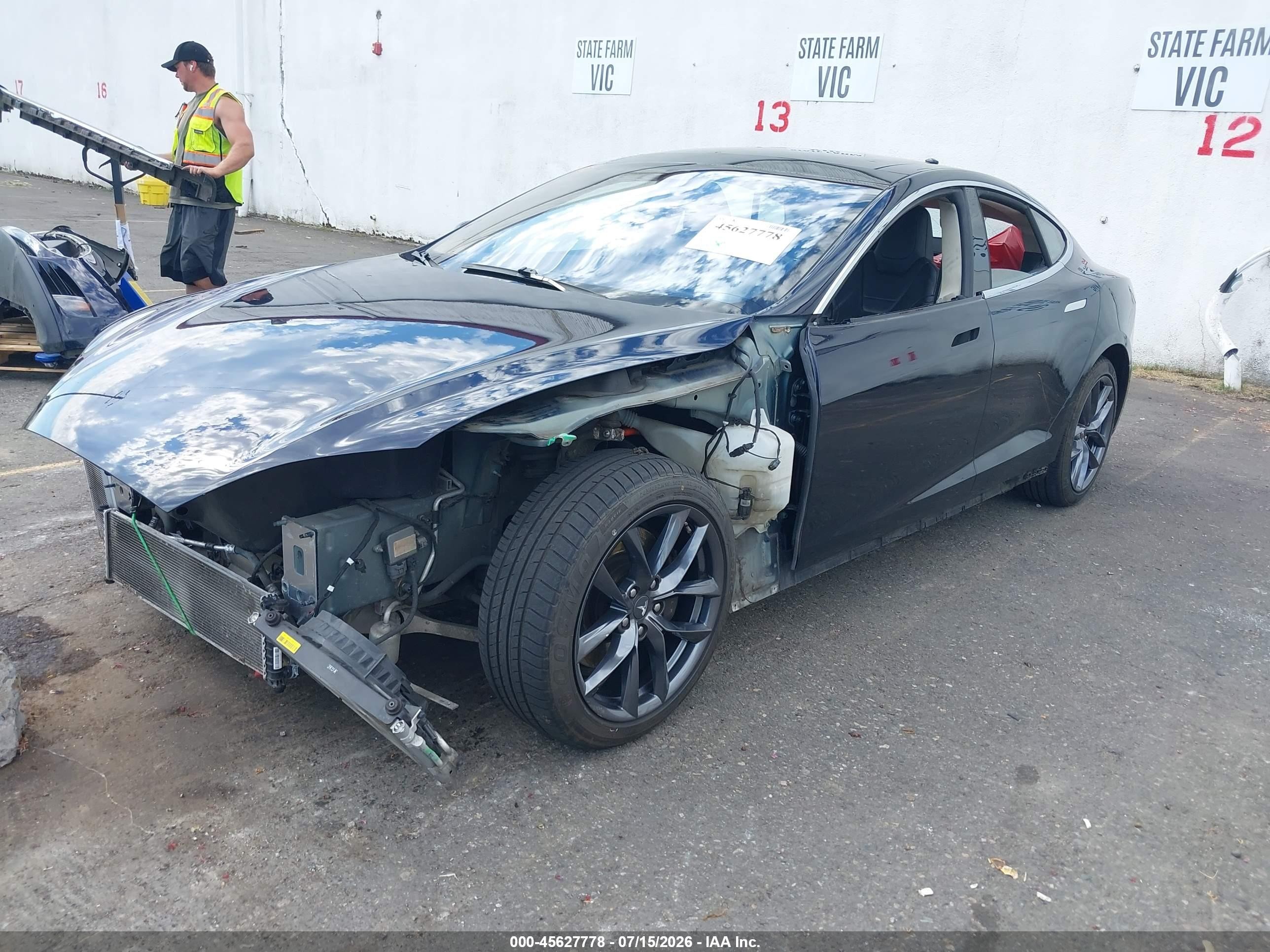 2015 Tesla Model S 70d/85d/p85d Dark Blue vin: 5YJSA1H22FF087976