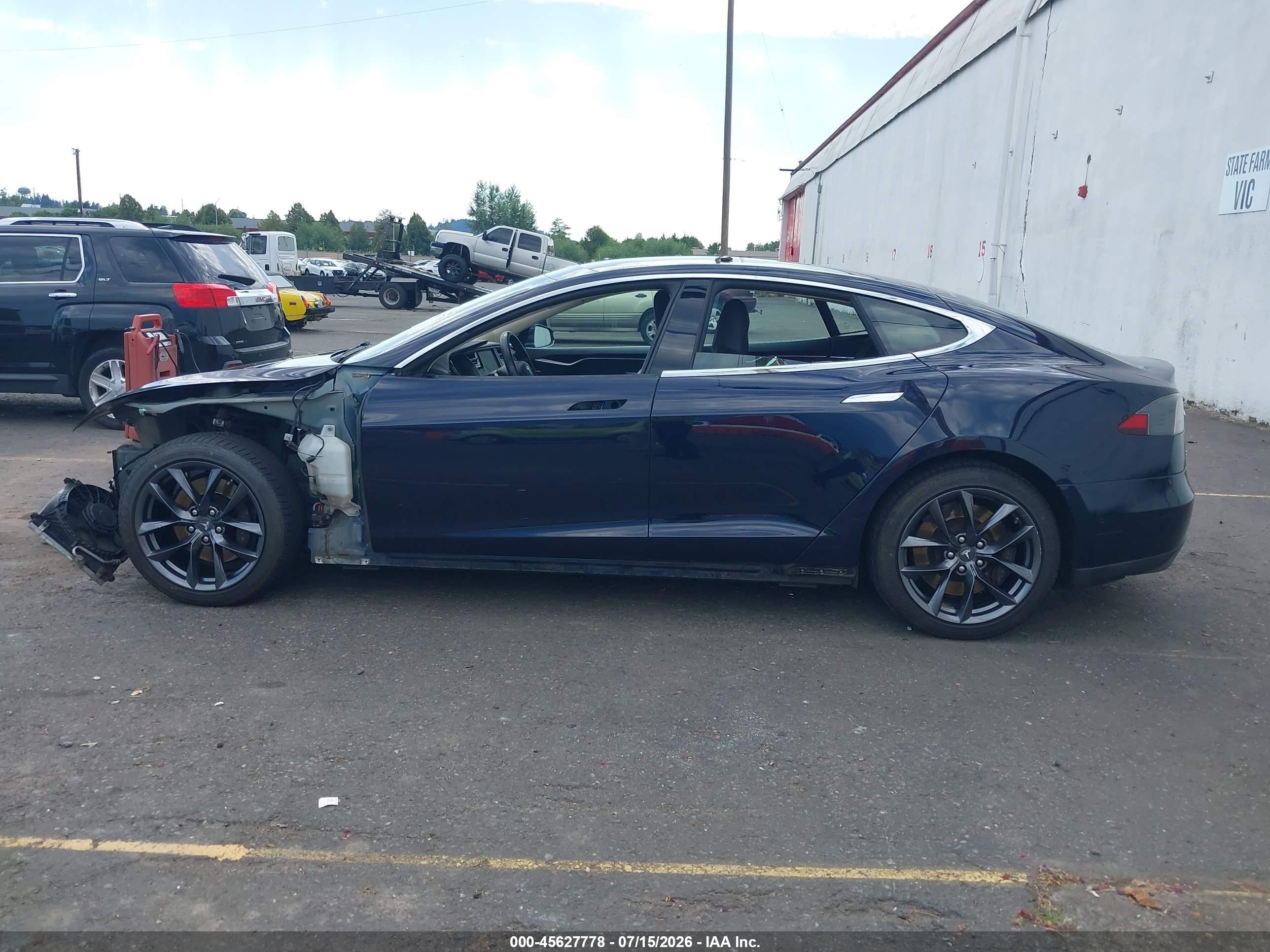 2015 Tesla Model S 70d/85d/p85d Dark Blue vin: 5YJSA1H22FF087976