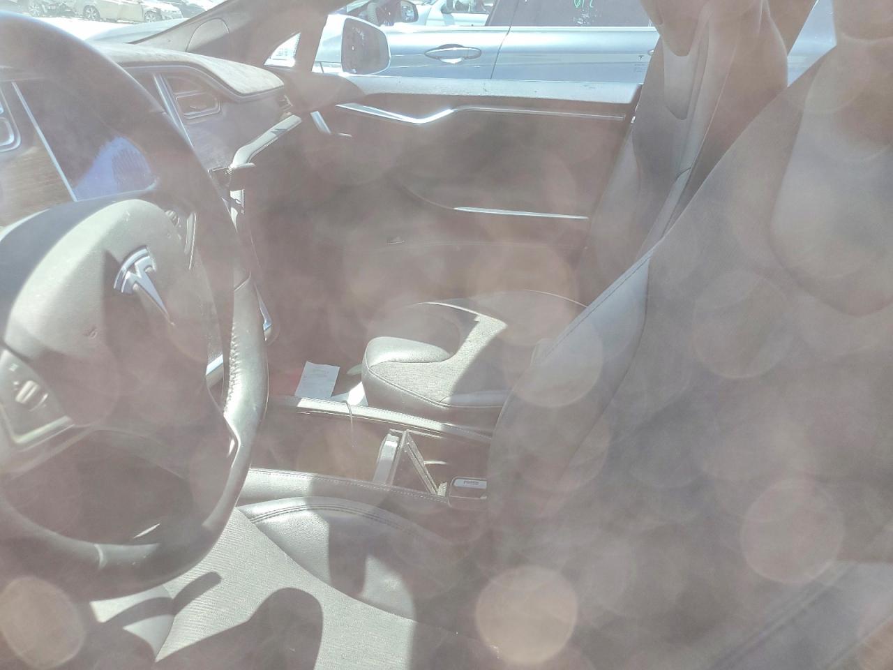 2015 Tesla Model S 85d White vin: 5YJSA1H22FF096628