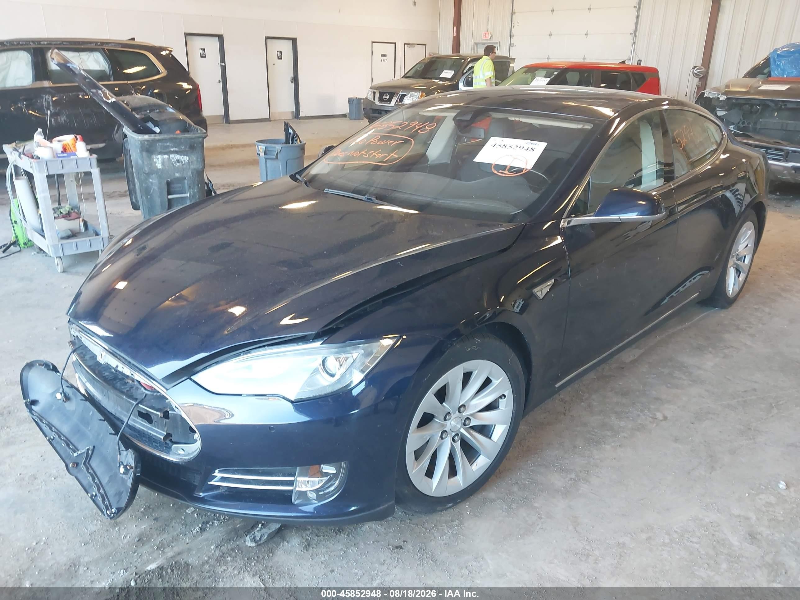 2015 Tesla Model S 70d/85d/p85d Blue vin: 5YJSA1H22FFP77744