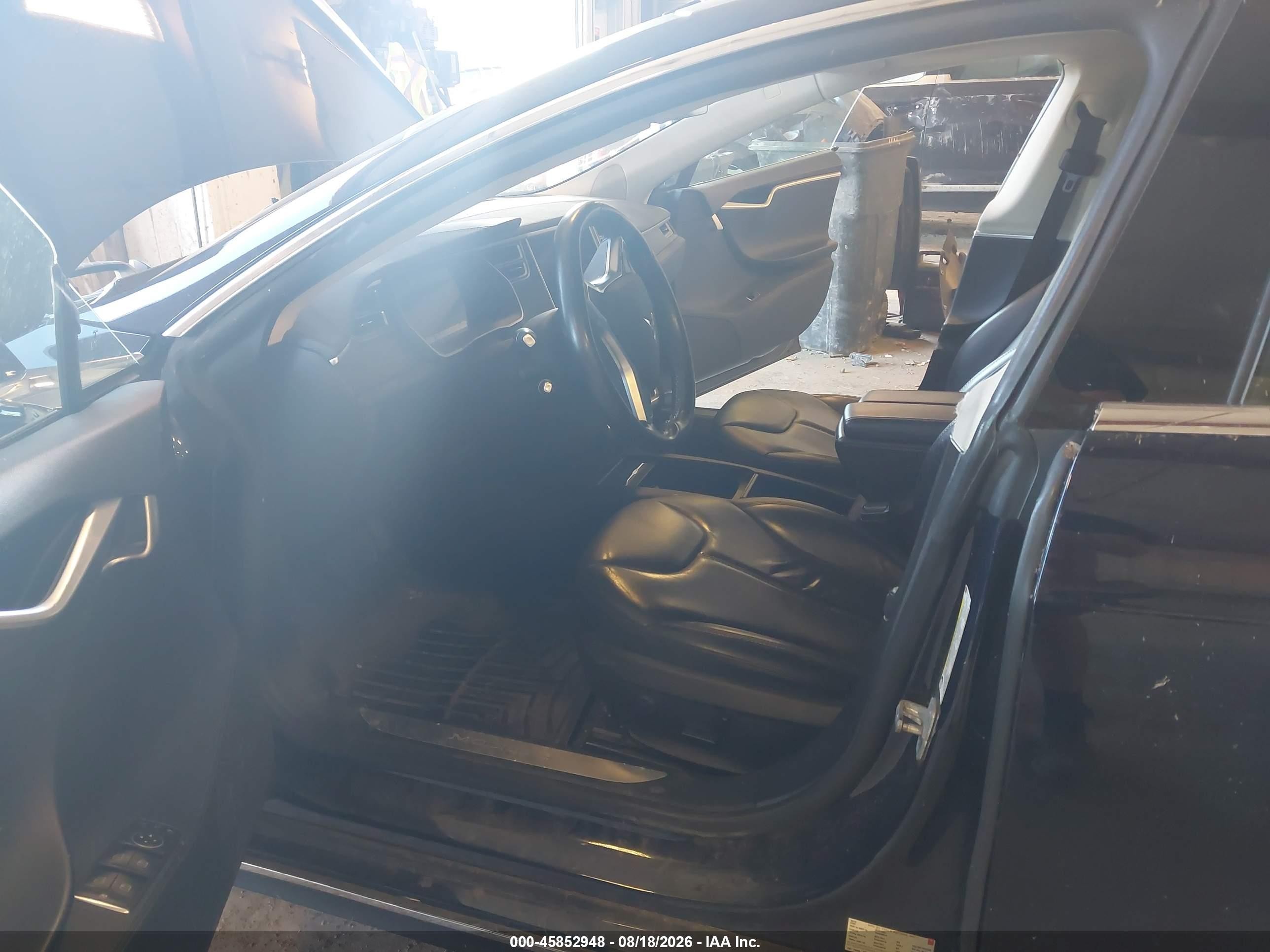 2015 Tesla Model S 70d/85d/p85d Blue vin: 5YJSA1H22FFP77744