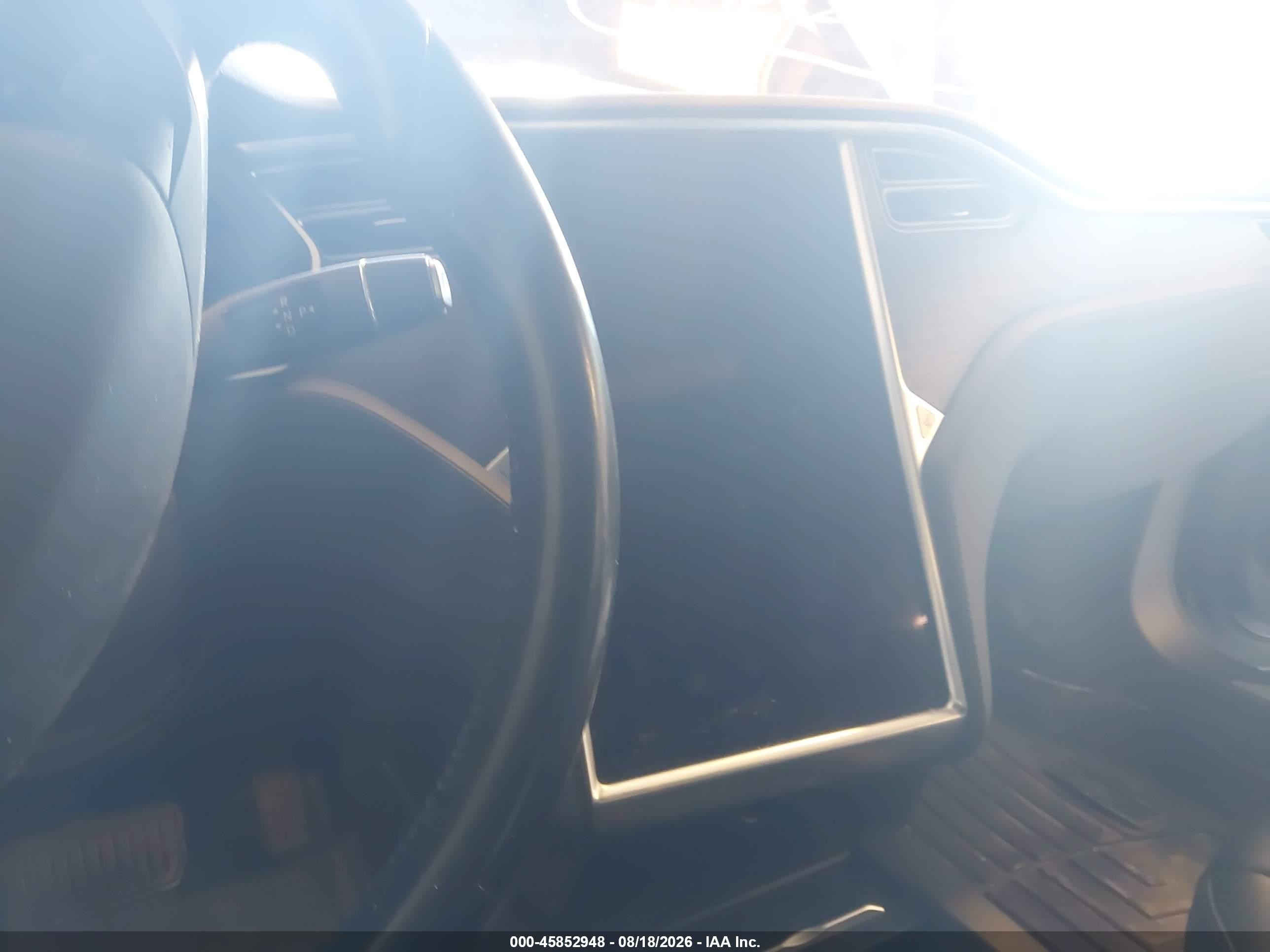 2015 Tesla Model S 70d/85d/p85d Blue vin: 5YJSA1H22FFP77744