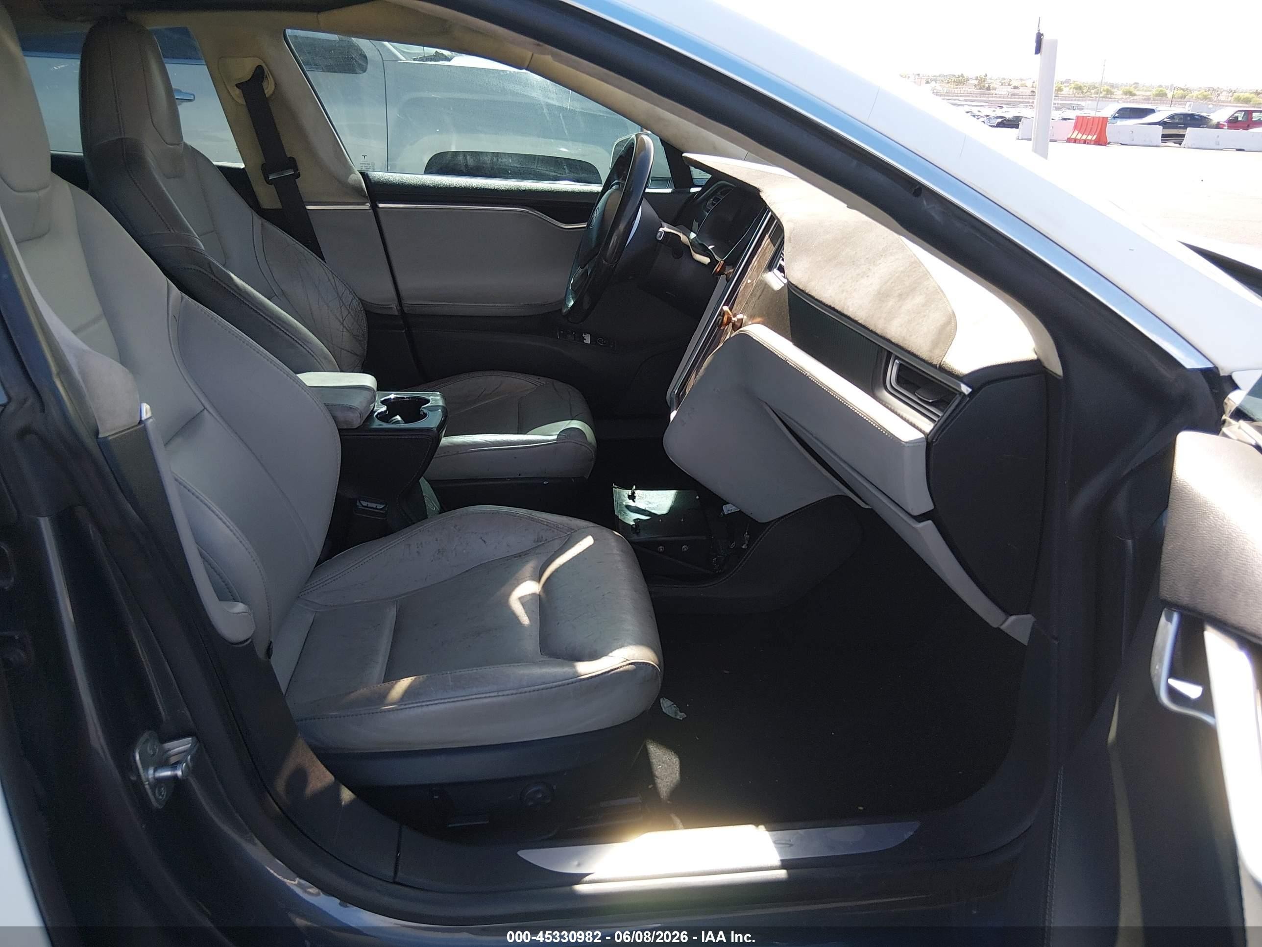 2015 Tesla Model S 70d/85d/p85d White vin: 5YJSA1H23FFP77297