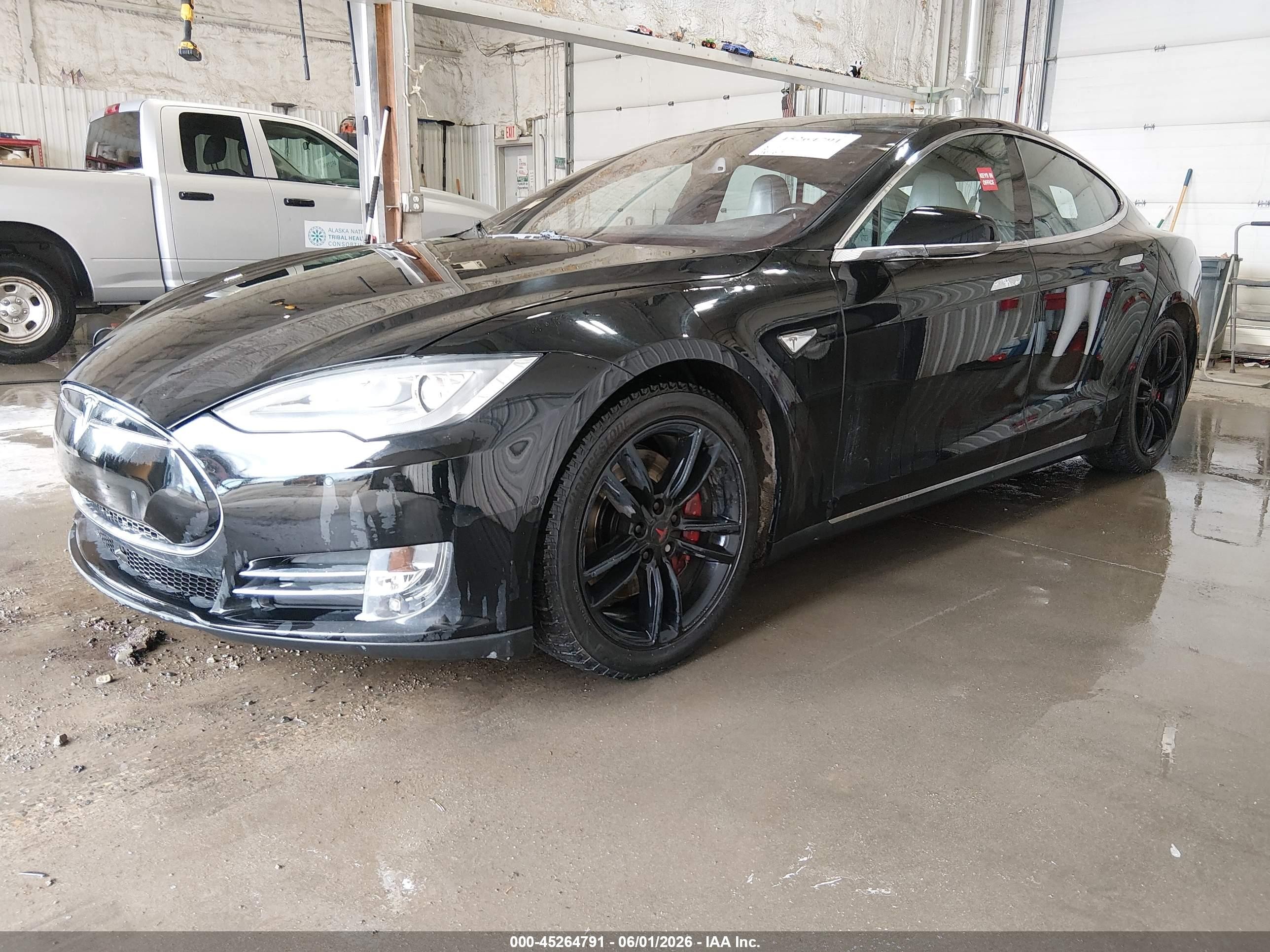 2014 Tesla Model S P85d Black vin: 5YJSA1H24EFP65996