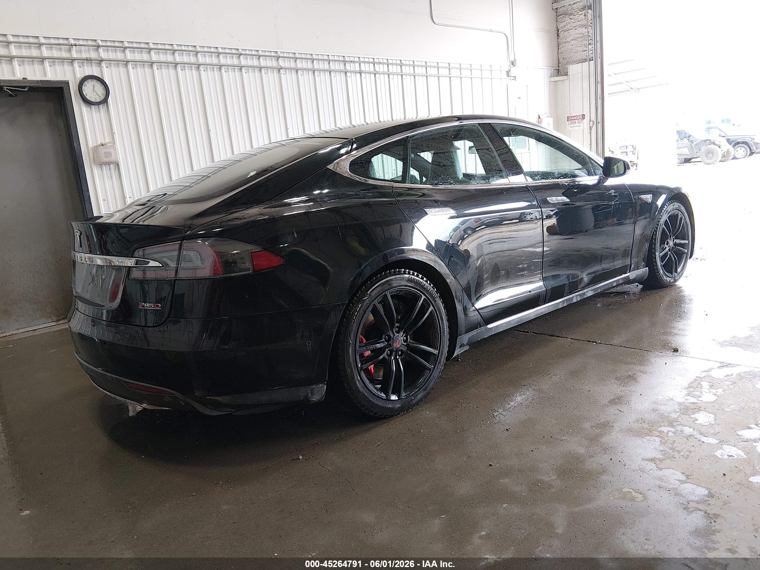 2014 Tesla Model S P85d Black vin: 5YJSA1H24EFP65996