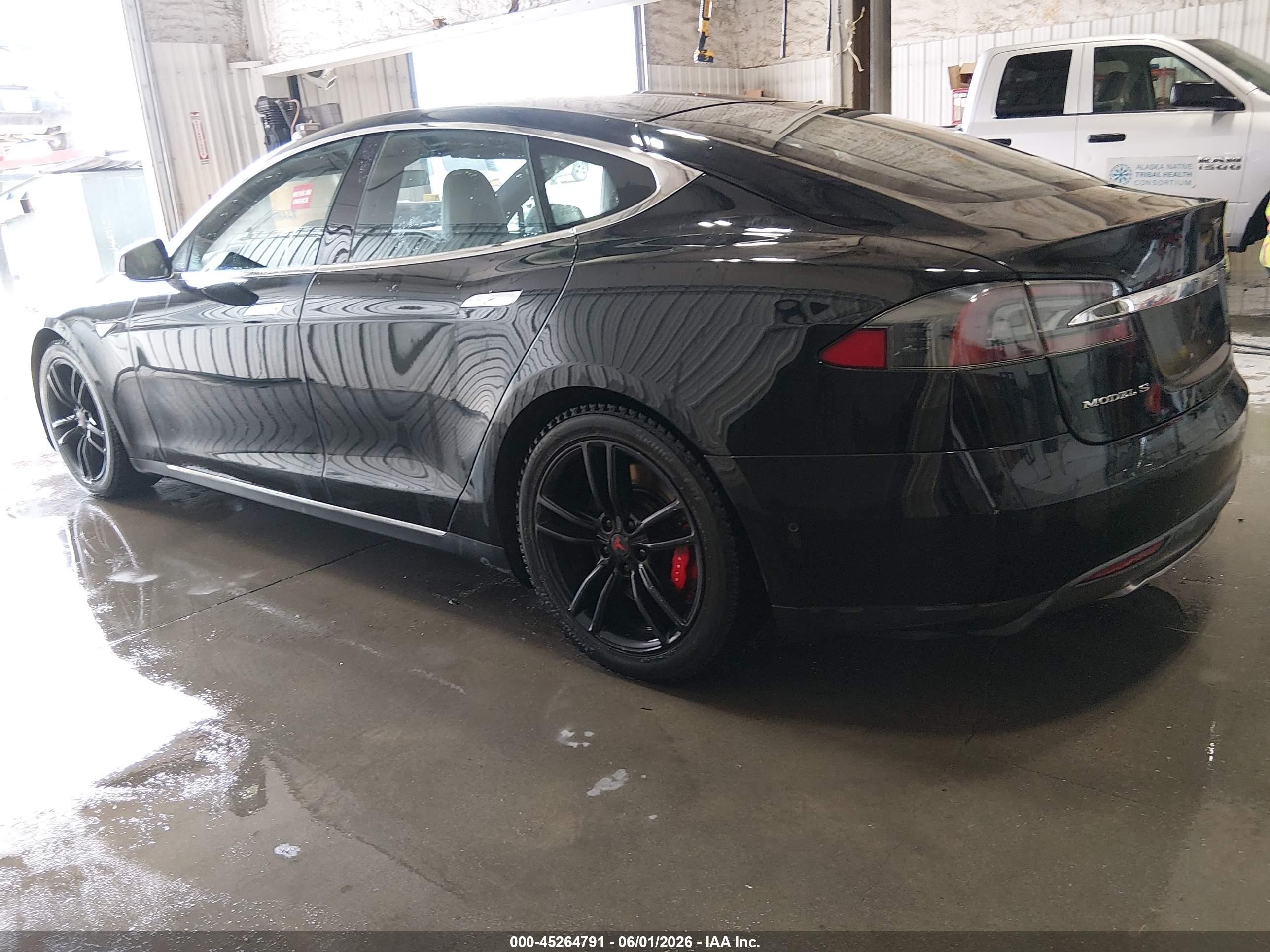 2014 Tesla Model S P85d Black vin: 5YJSA1H24EFP65996