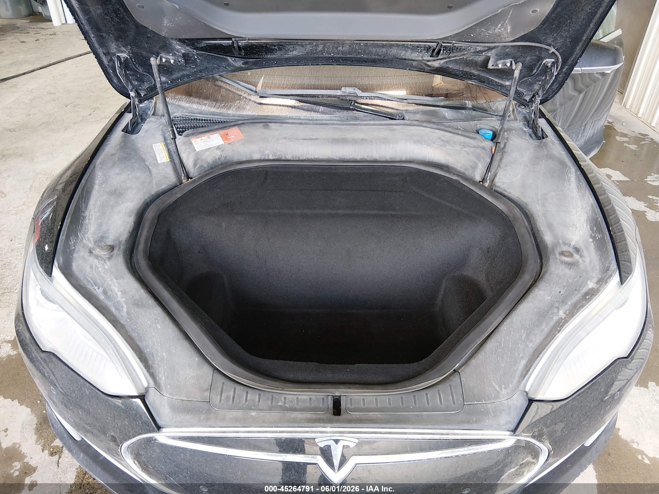 2014 Tesla Model S P85d Black vin: 5YJSA1H24EFP65996