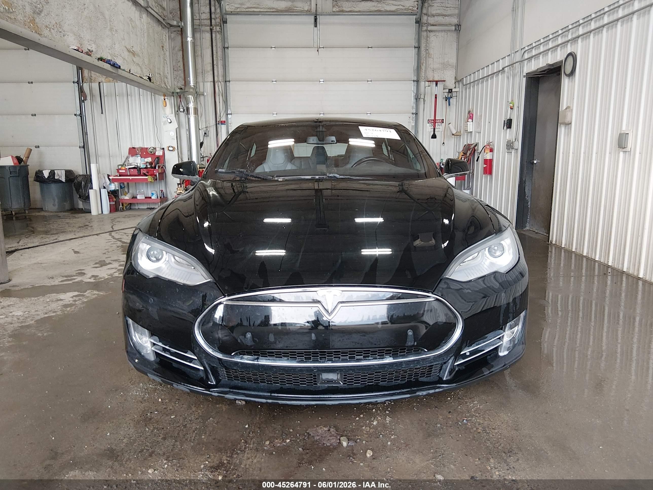 2014 Tesla Model S P85d Black vin: 5YJSA1H24EFP65996
