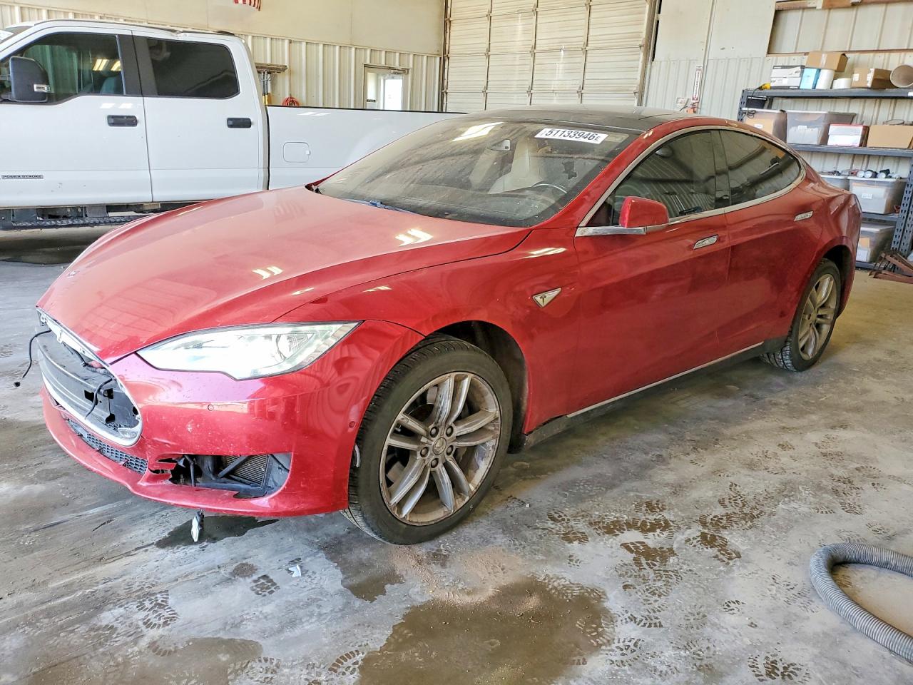 2015 Tesla Model S 85d Red vin: 5YJSA1H24FF082259