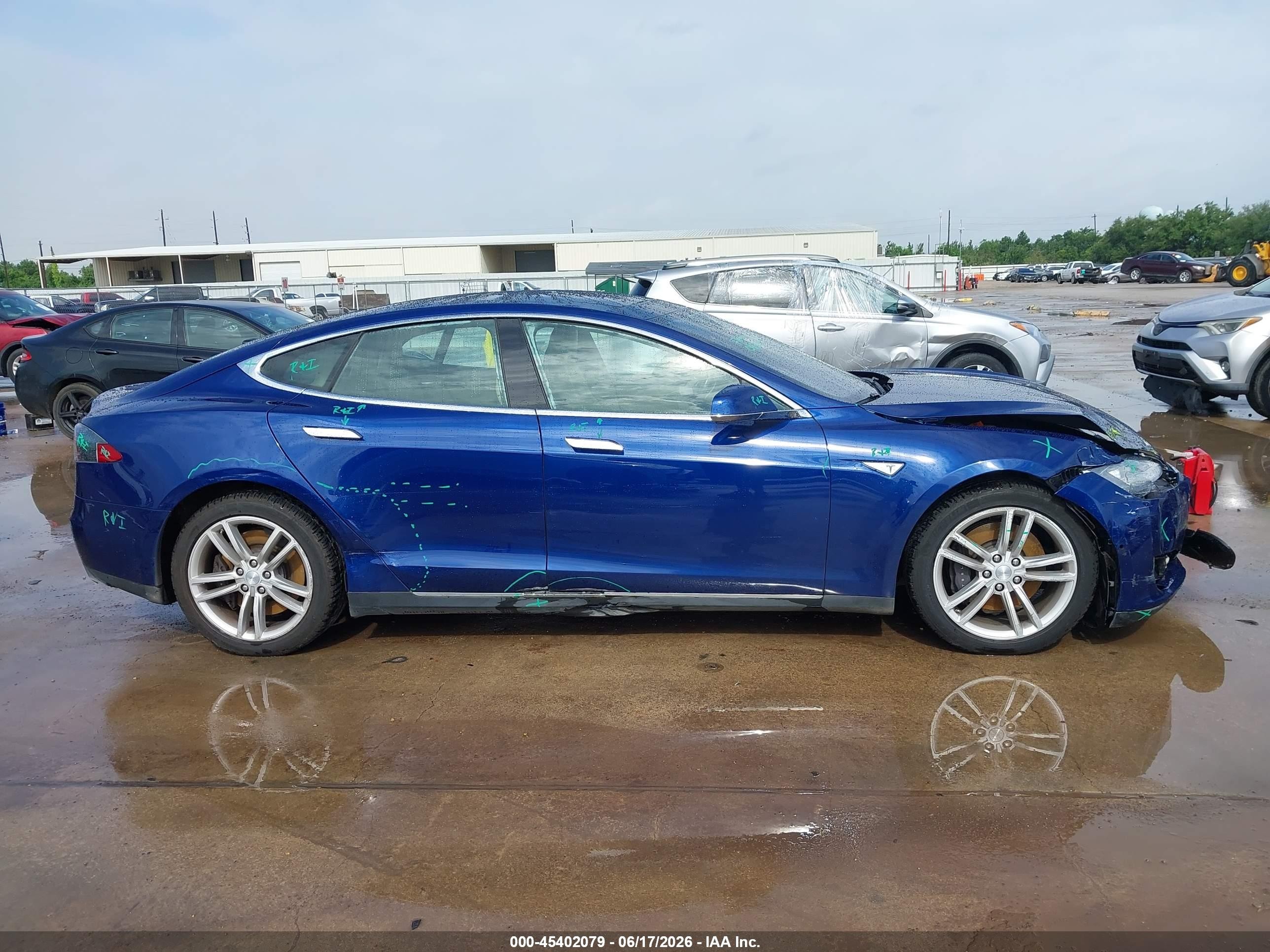 2015 Tesla Model S 70d/85d/p85d Blue vin: 5YJSA1H24FF093827