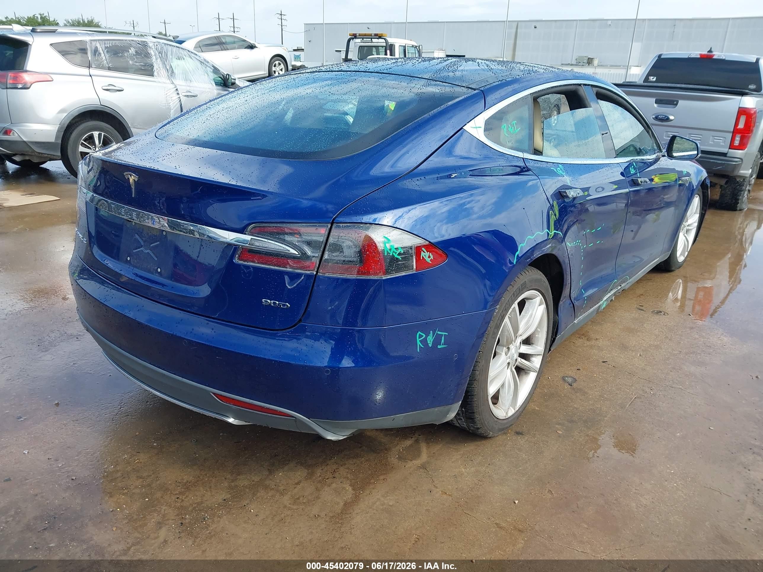 2015 Tesla Model S 70d/85d/p85d Blue vin: 5YJSA1H24FF093827