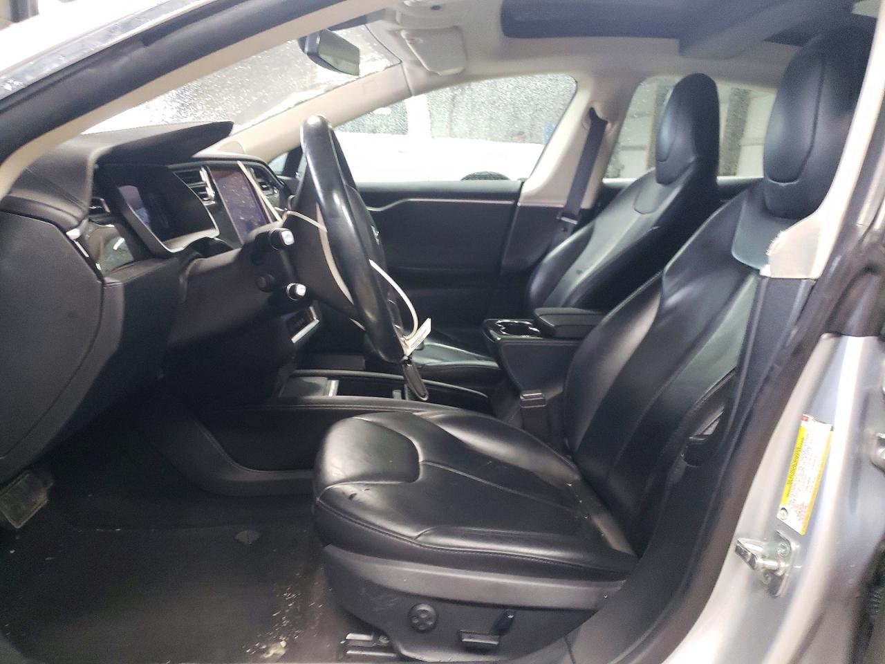 2015 Tesla Model S 85d Silver vin: 5YJSA1H24FFP79091