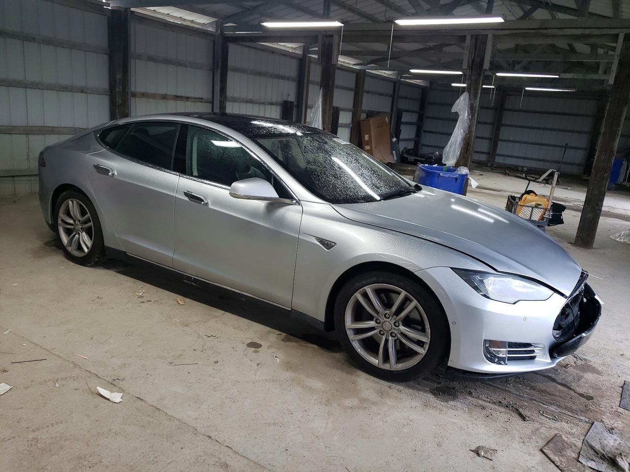 2015 Tesla Model S 85d Silver vin: 5YJSA1H24FFP79091