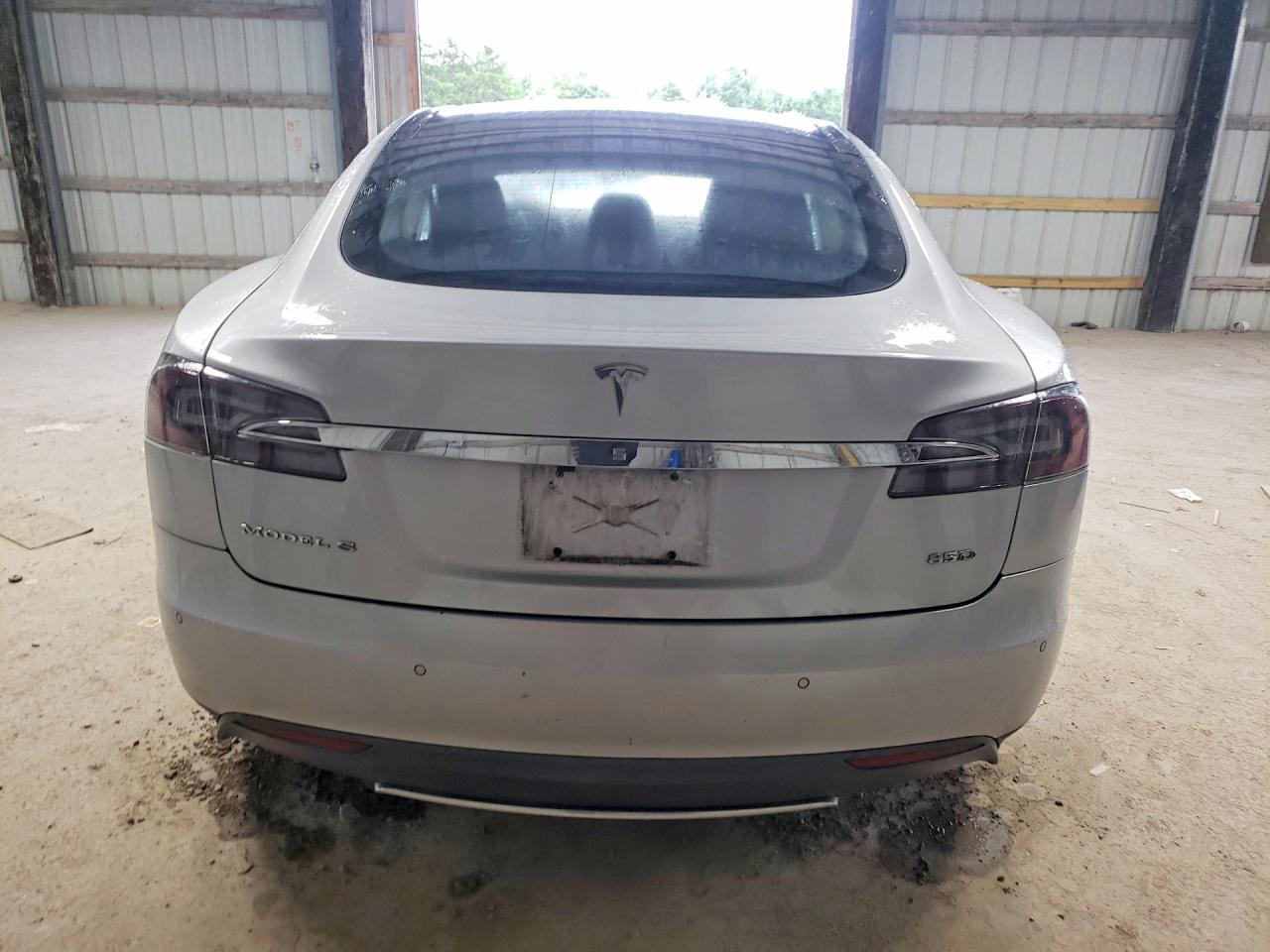 2015 Tesla Model S 85d Silver vin: 5YJSA1H24FFP79091