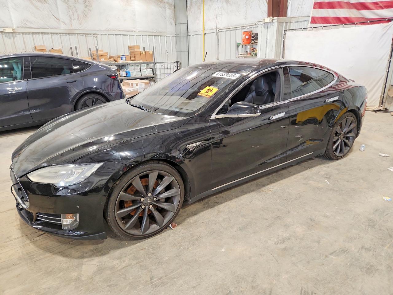 2014 Tesla Model S Black vin: 5YJSA1H25EFP63111