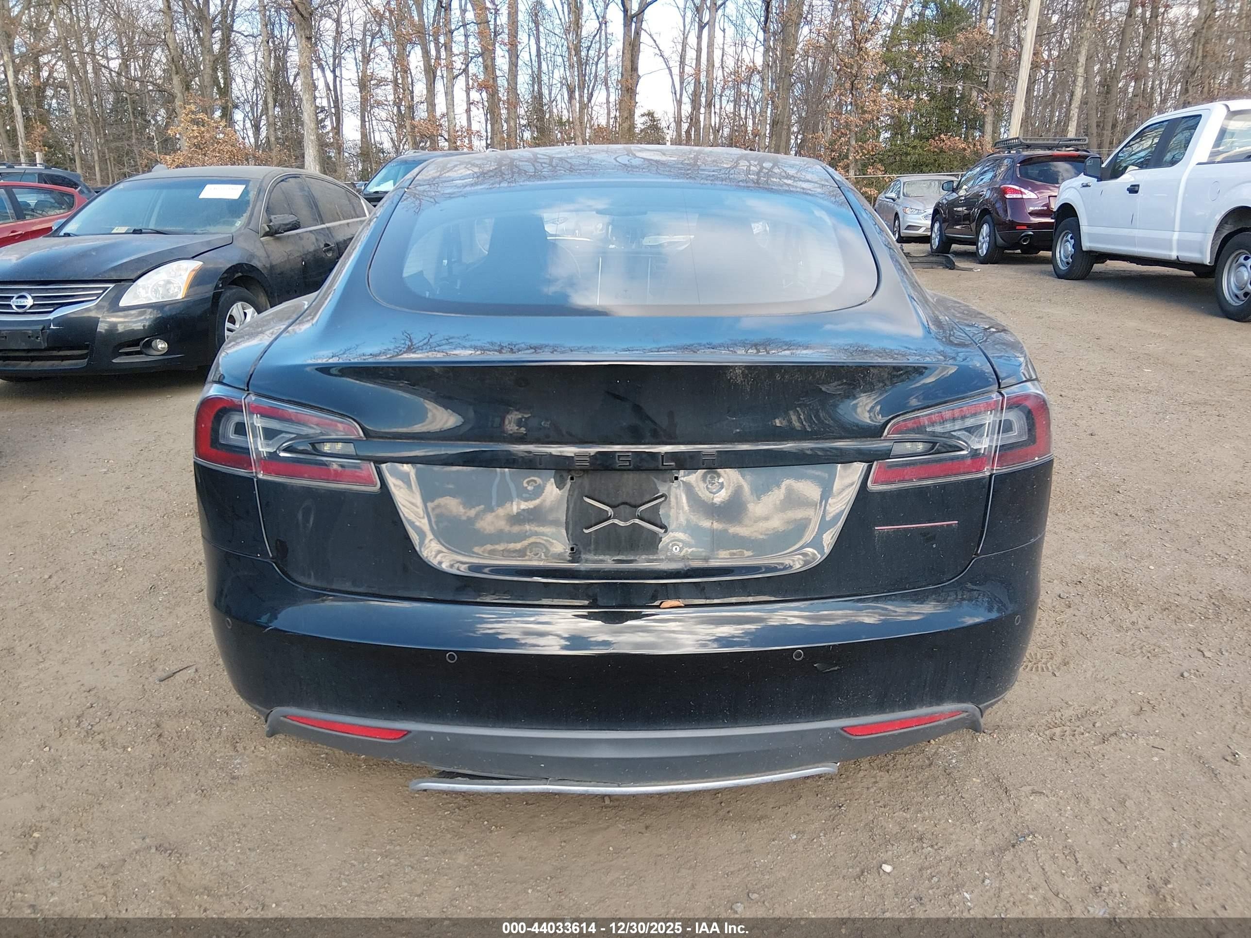 2014 Tesla Model S P85d Black vin: 5YJSA1H25EFP64310