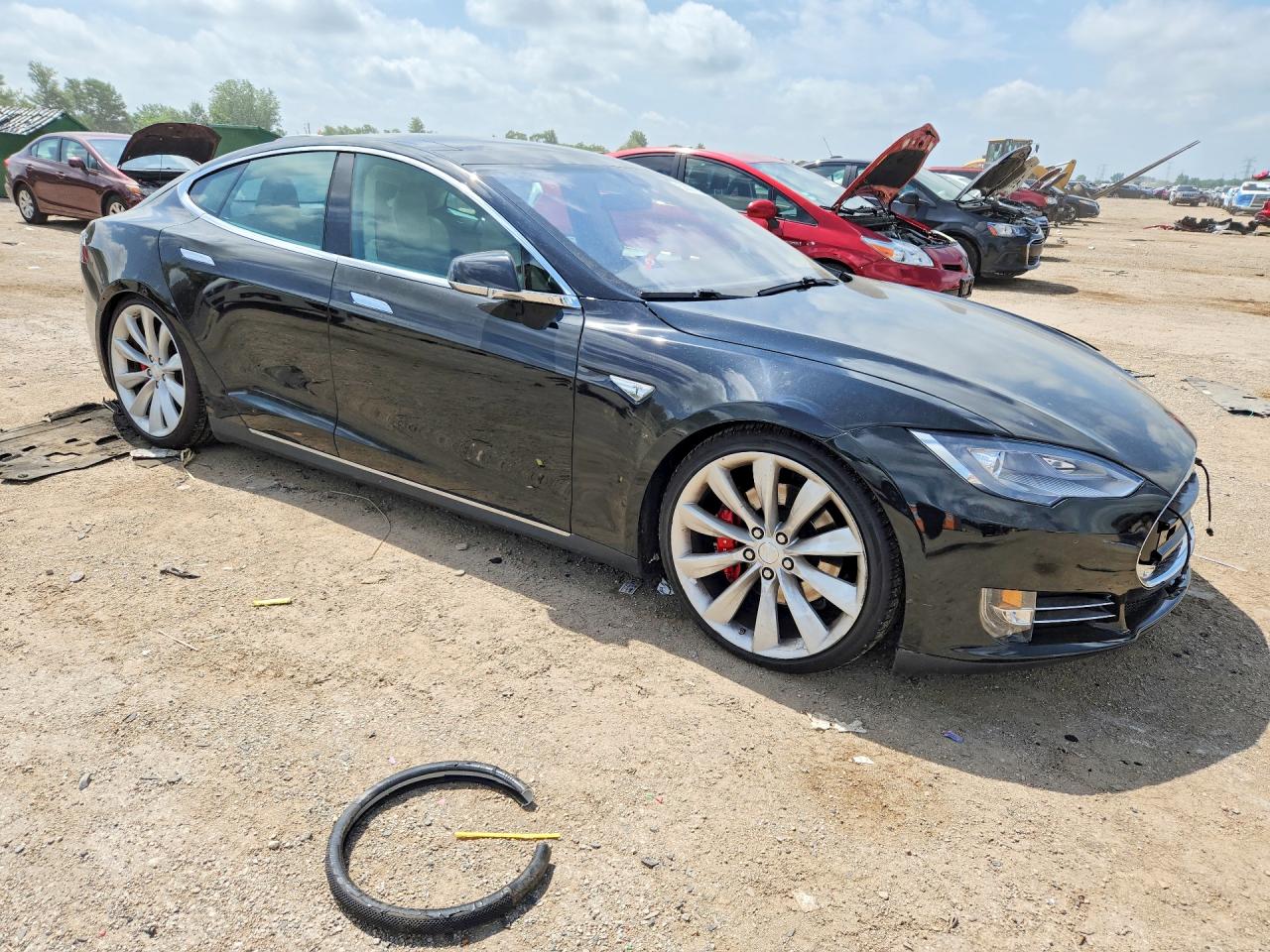 2014 Tesla Model S Black vin: 5YJSA1H25EFP64601