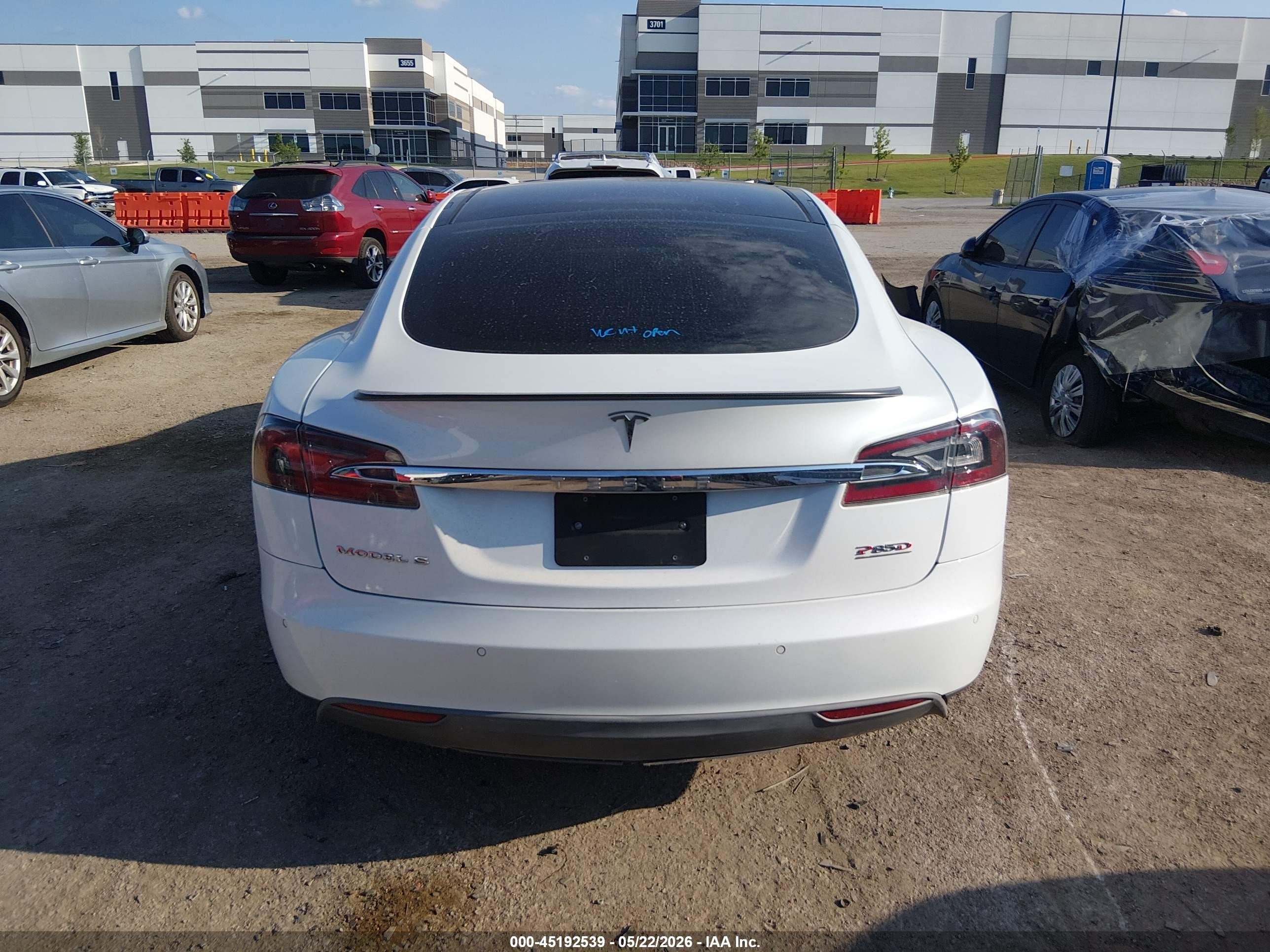 2014 Tesla Model S P85d White vin: 5YJSA1H25EFP67403