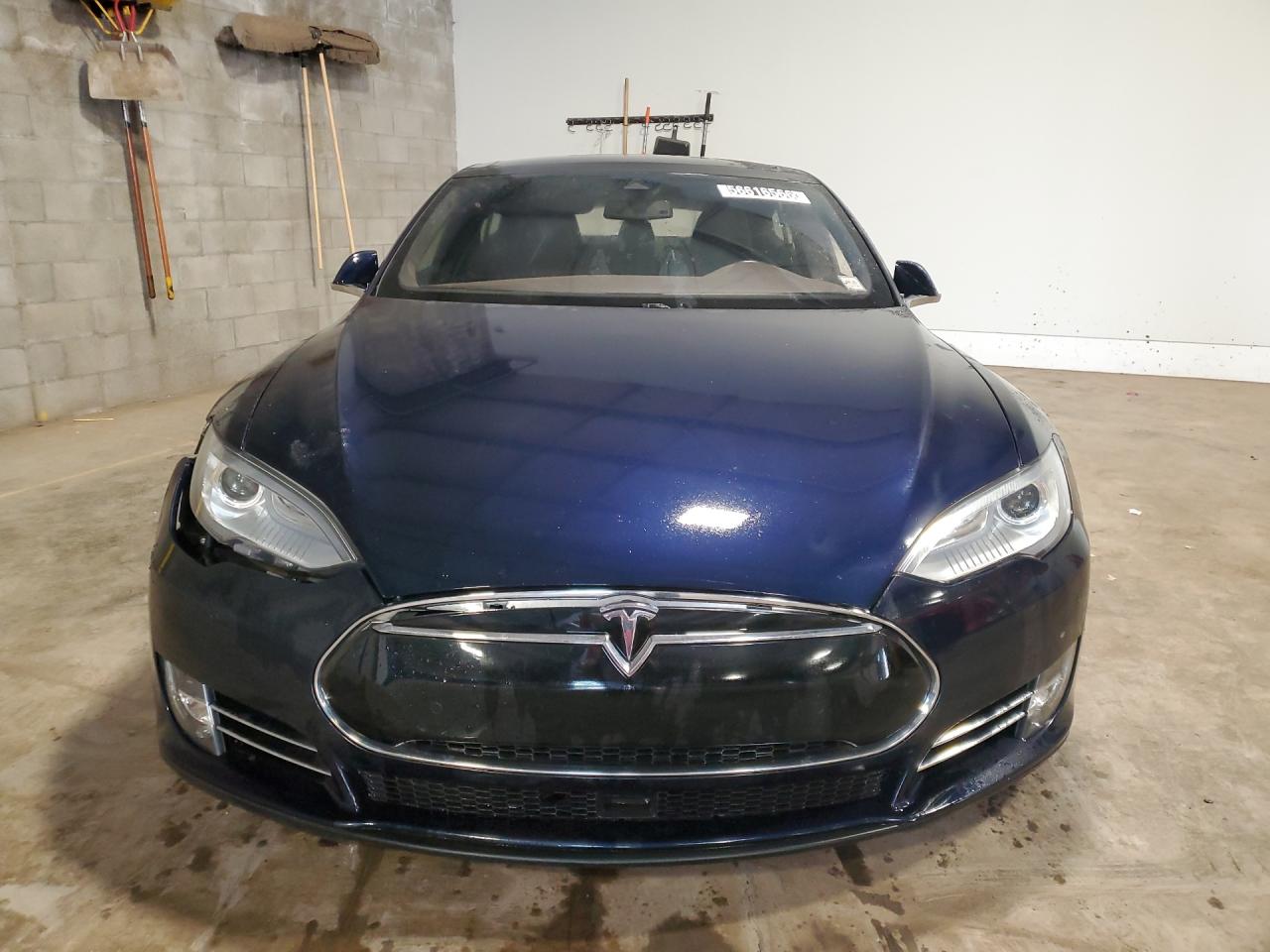 2015 Tesla Model S 85d Blue vin: 5YJSA1H26FFP74829