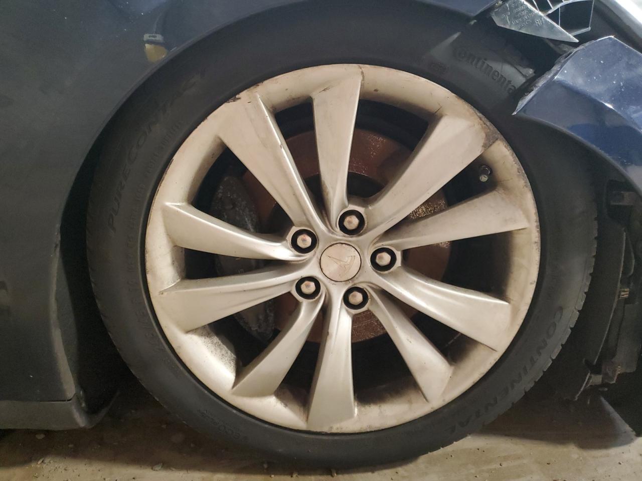 2015 Tesla Model S 85d Blue vin: 5YJSA1H26FFP74829 Damage: Right Front Wheel, Curb Rash, 6 To 7 Inches