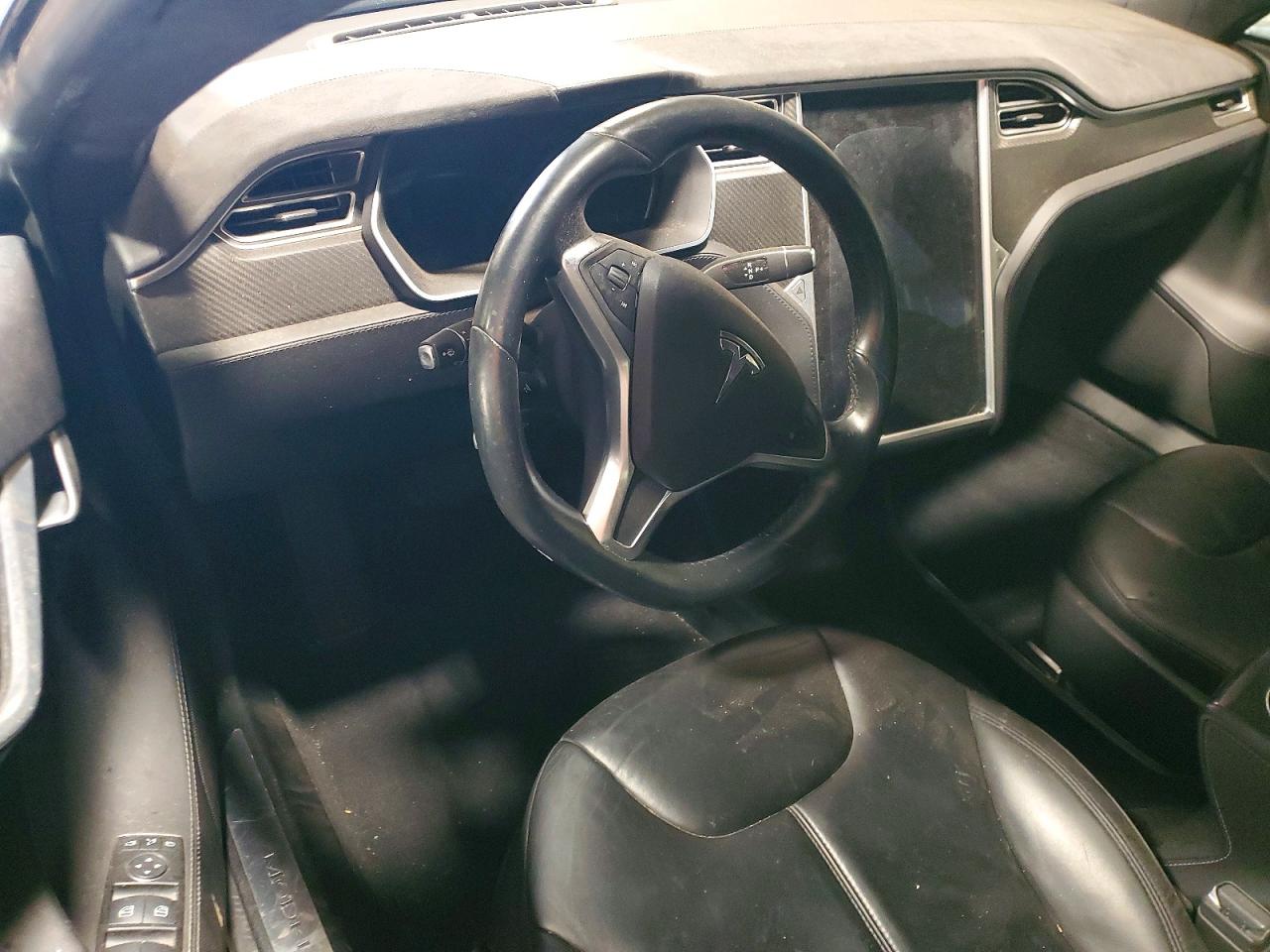 2015 Tesla Model S 85d Blue vin: 5YJSA1H26FFP74829