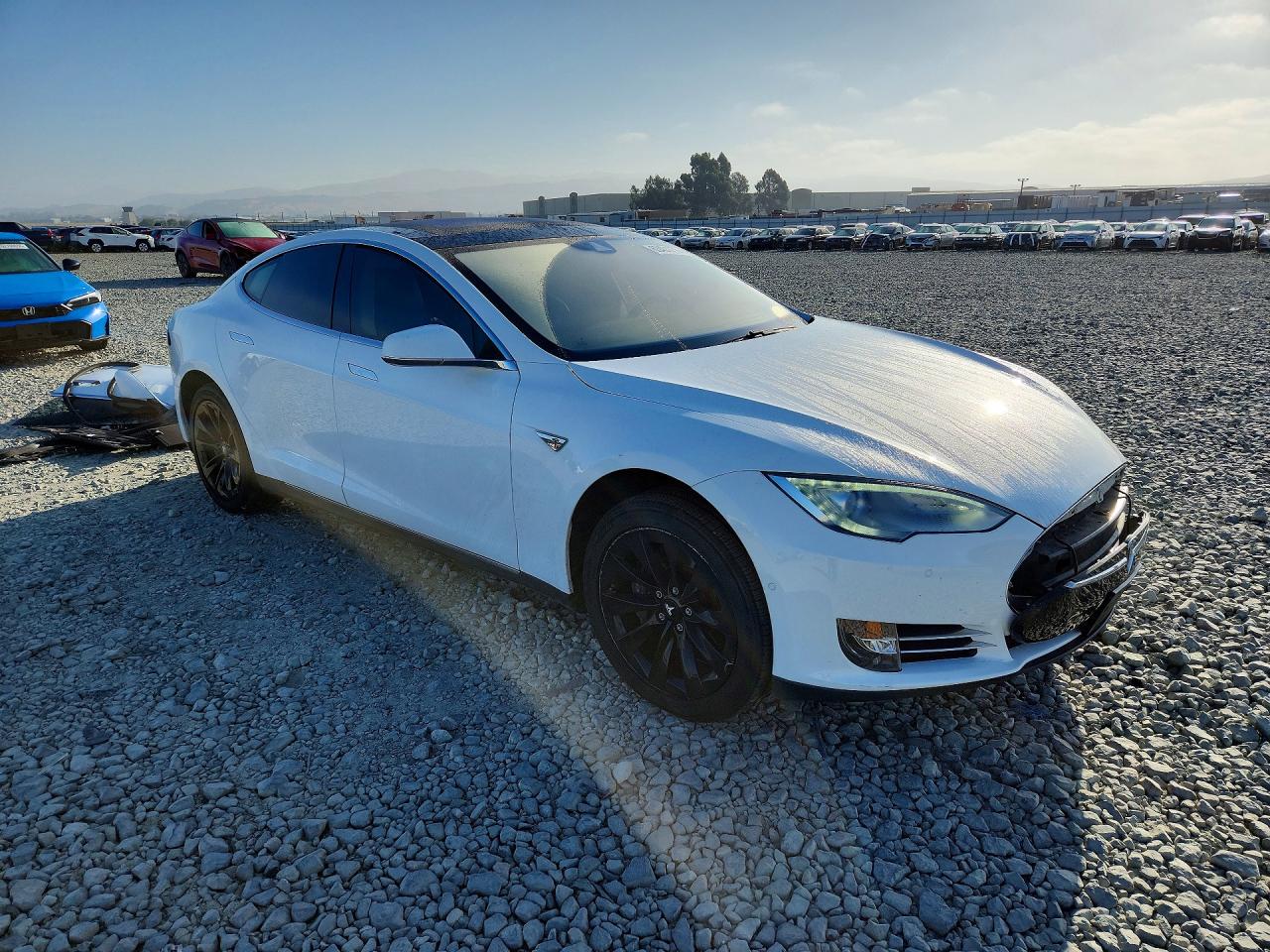 2015 Tesla Model S 85d White vin: 5YJSA1H26FFP78010