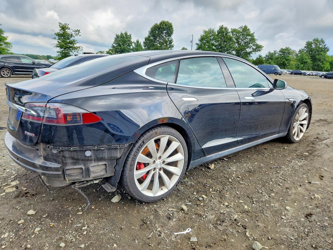2014 Tesla Model S Black vin: 5YJSA1H27EFP66110