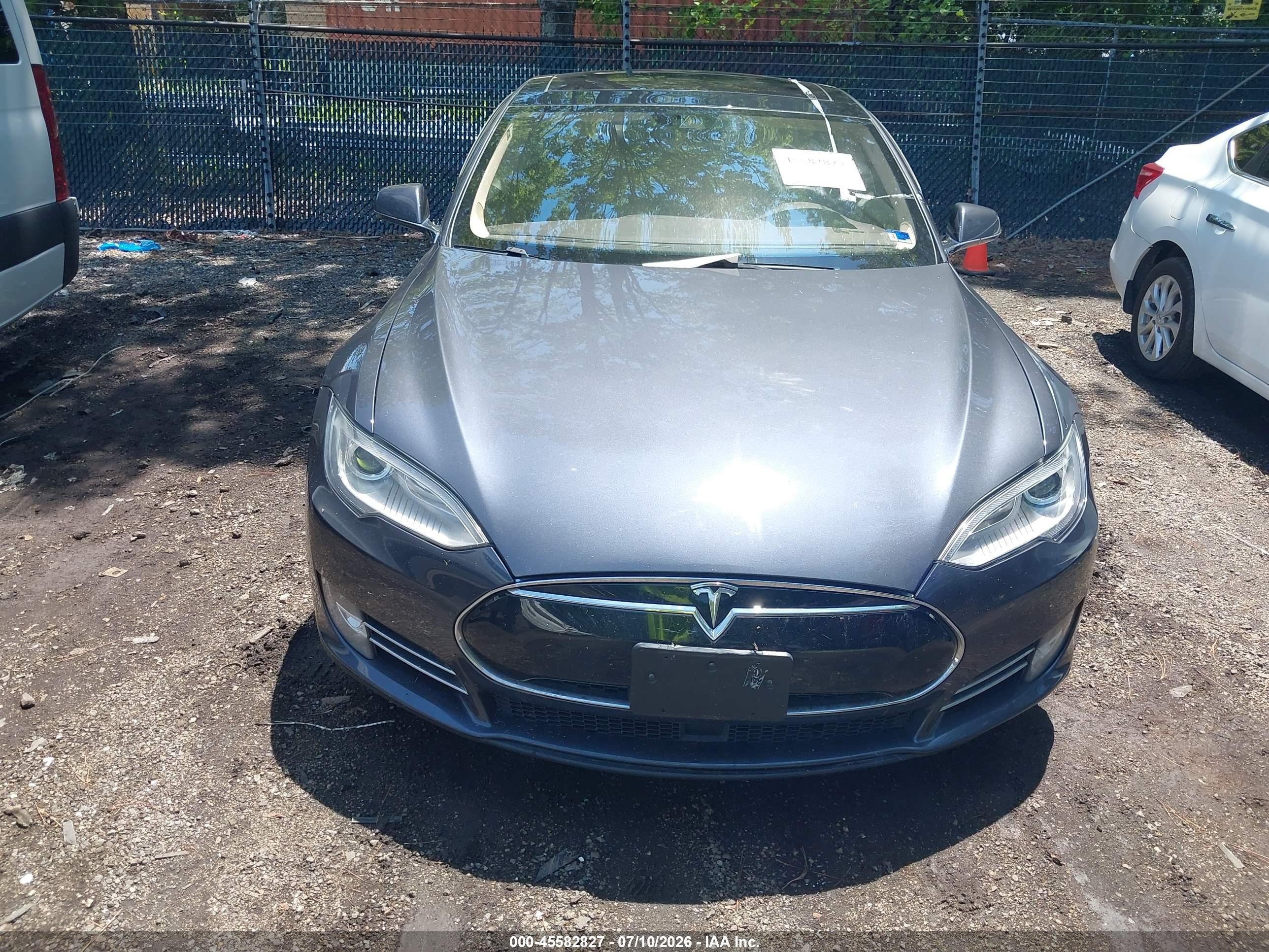 2015 Tesla Model S 70d/85d/p85d Gray vin: 5YJSA1H27FFP78825