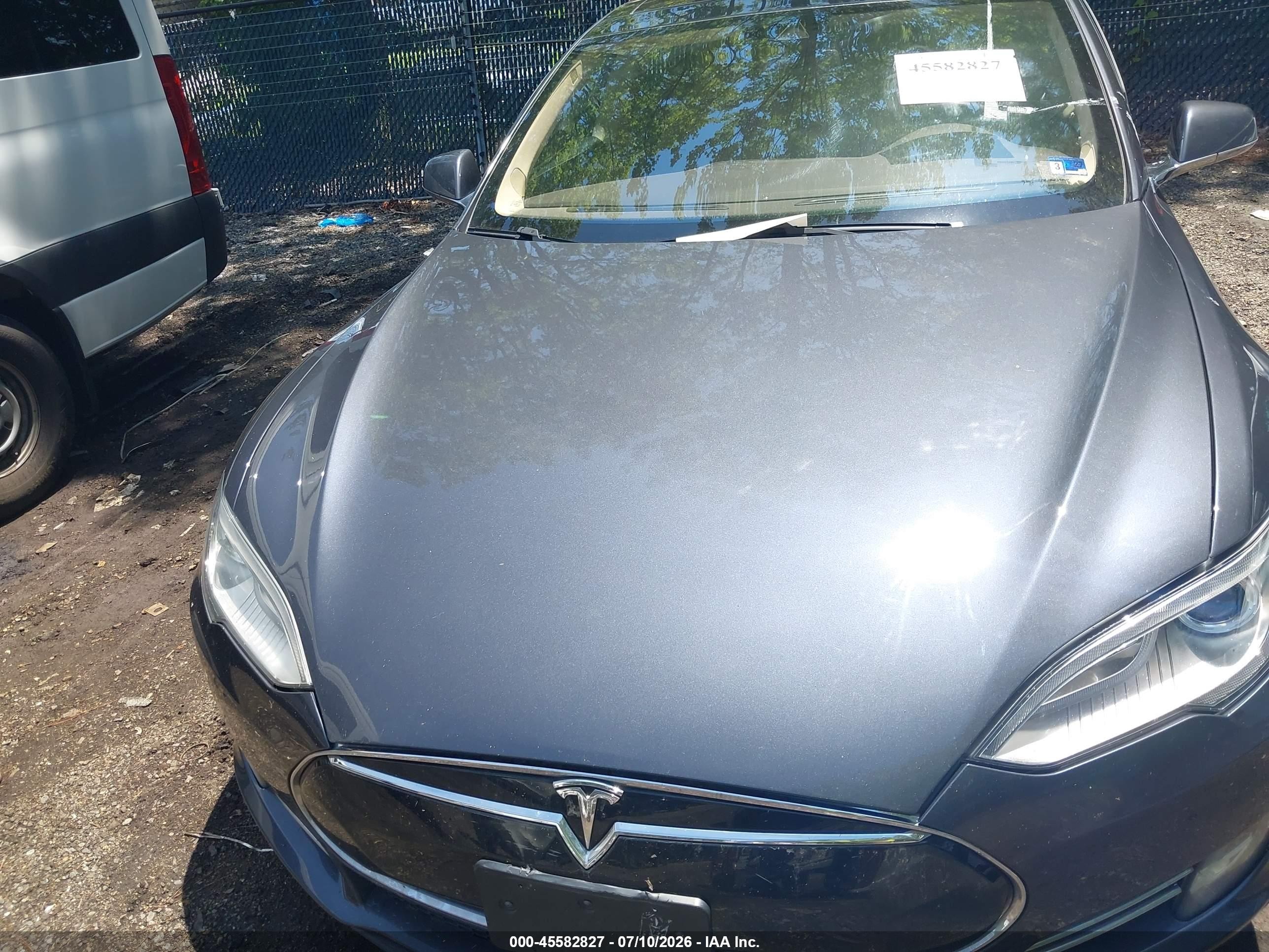 2015 Tesla Model S 70d/85d/p85d Gray vin: 5YJSA1H27FFP78825