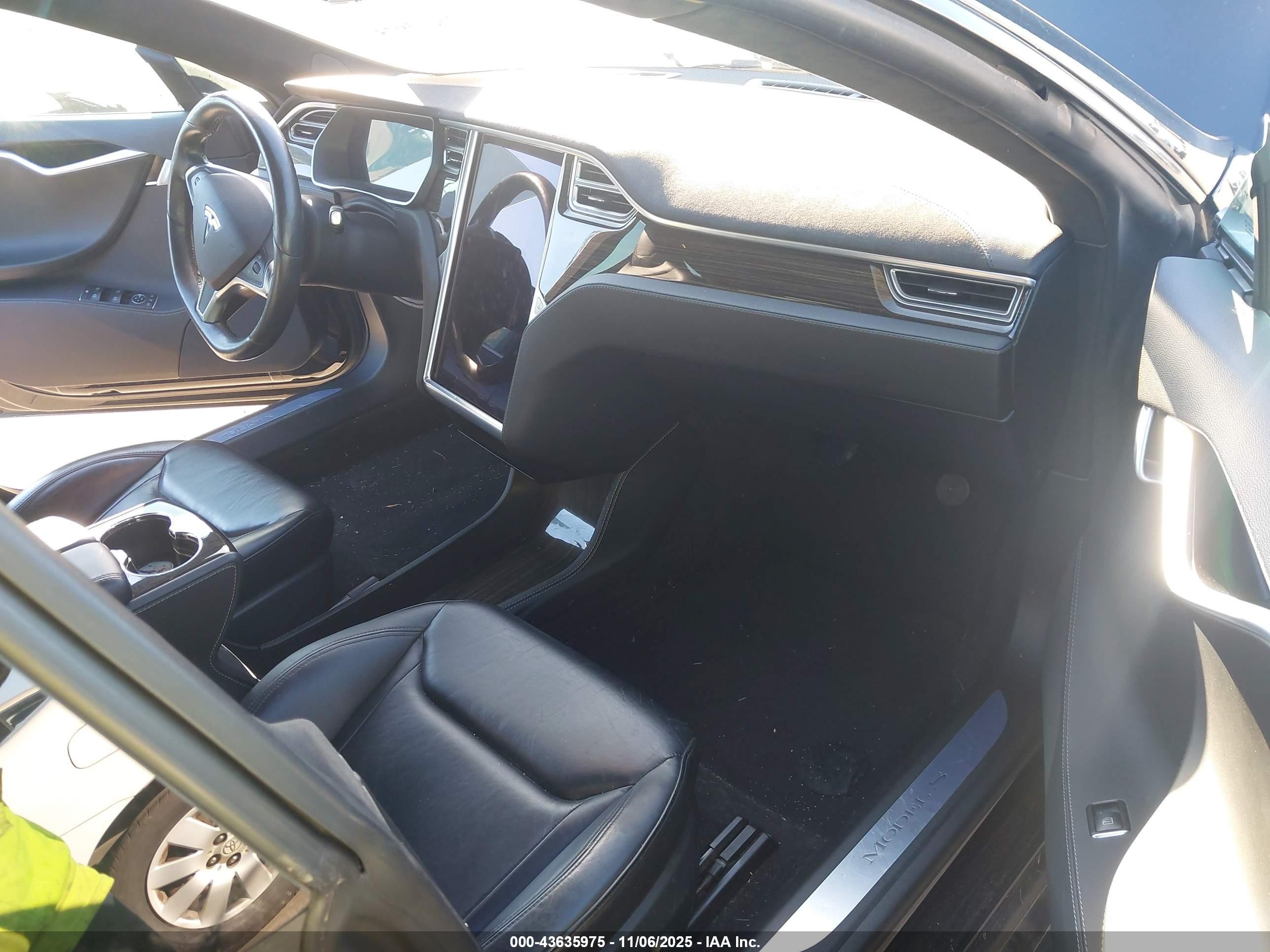 2015 Tesla Model S 70d/85d/p85d Черный vin: 5YJSA1H28FFP77263