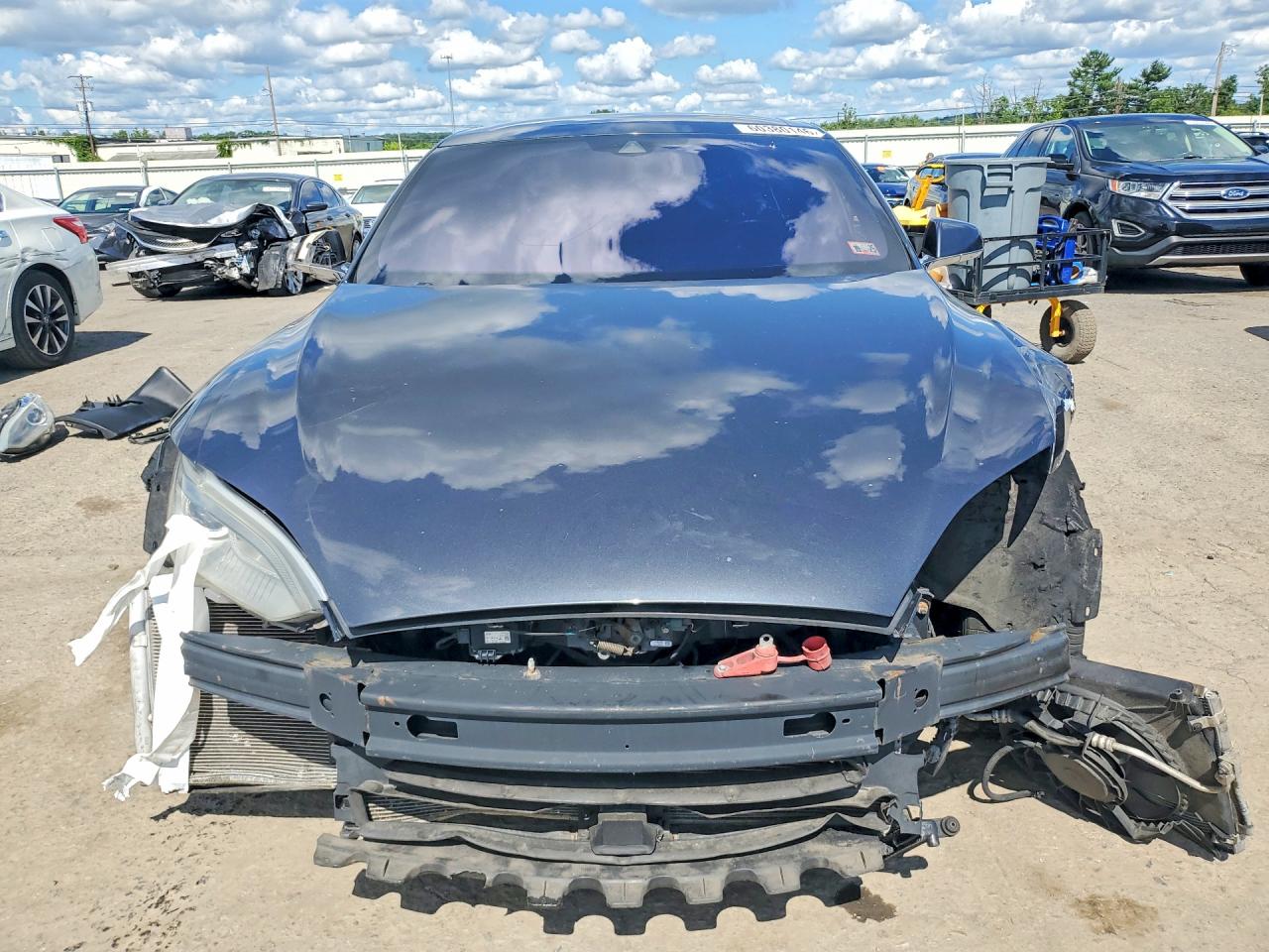 2015 Tesla Model S 85d Gray vin: 5YJSA1H29FF098649