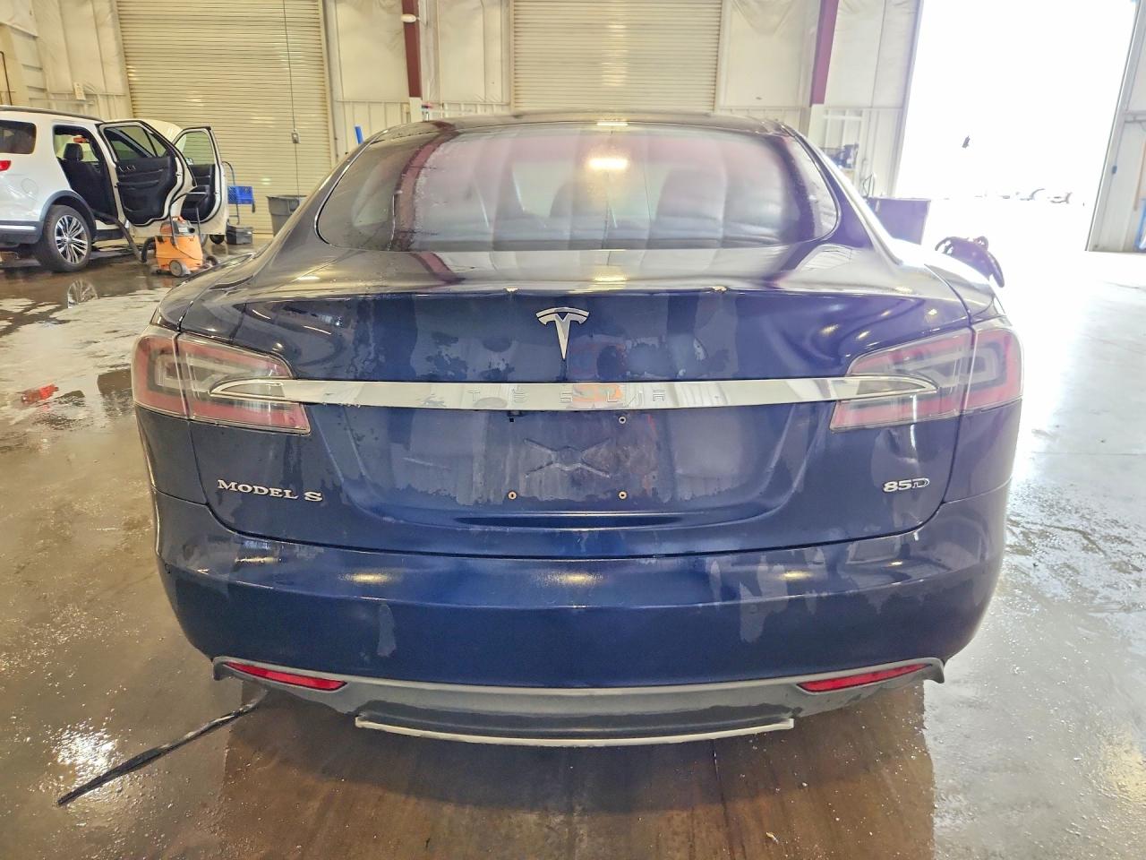 2015 Tesla Model S 85d Blue vin: 5YJSA1H29FFP74792