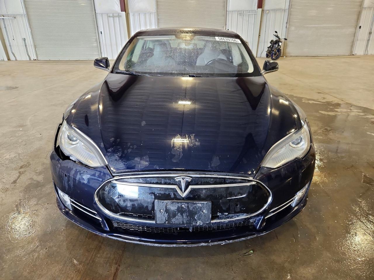 2015 Tesla Model S 85d Blue vin: 5YJSA1H29FFP74792