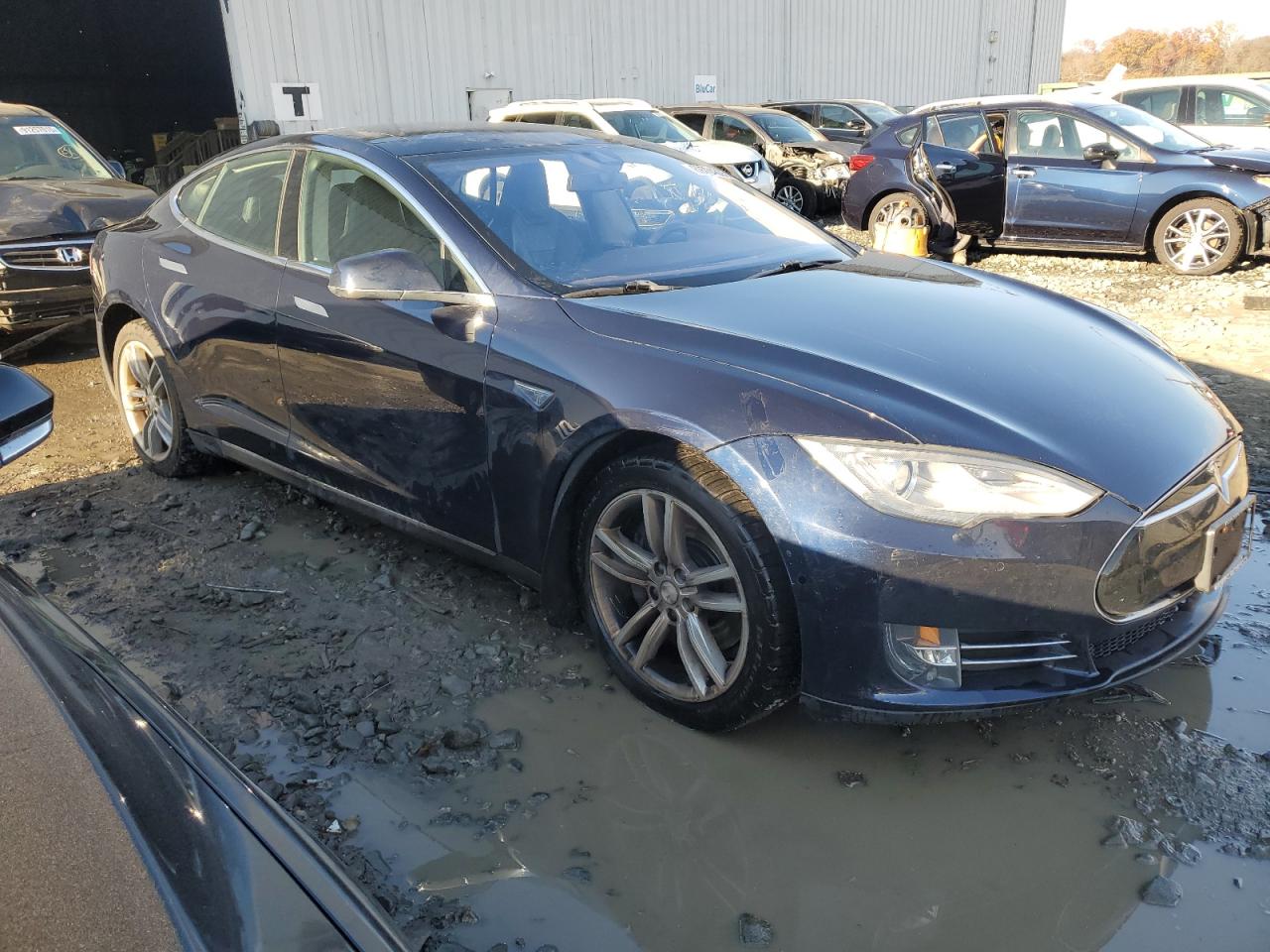 2015 Tesla Model S 85d Blue vin: 5YJSA1H2XFF084033