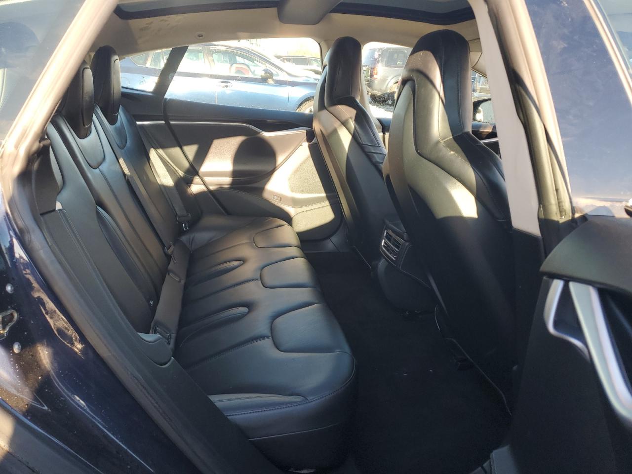 2015 Tesla Model S 85d Blue vin: 5YJSA1H2XFF084033