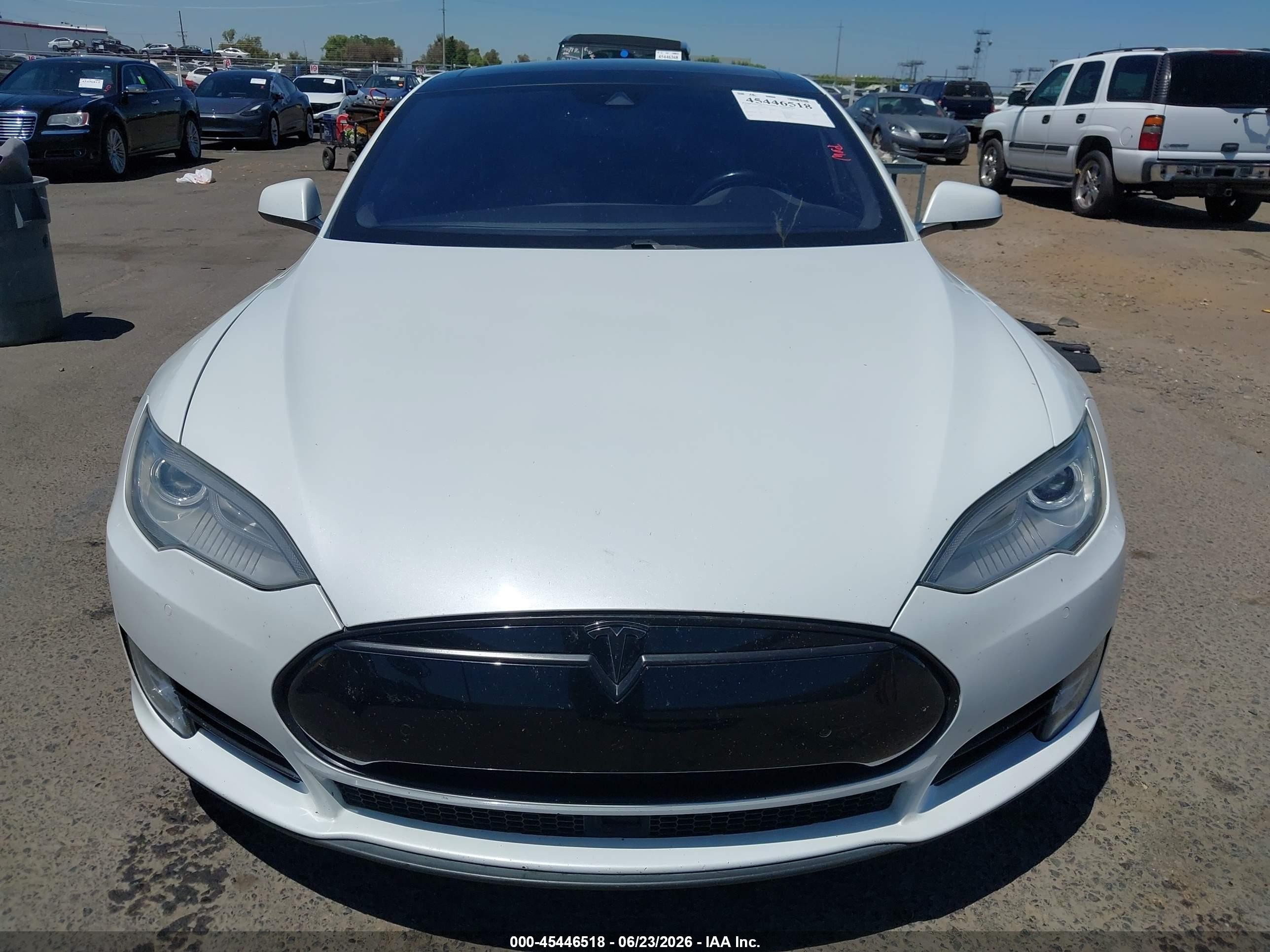 2015 Tesla Model S 70d/85d/p85d White vin: 5YJSA1H2XFF085196