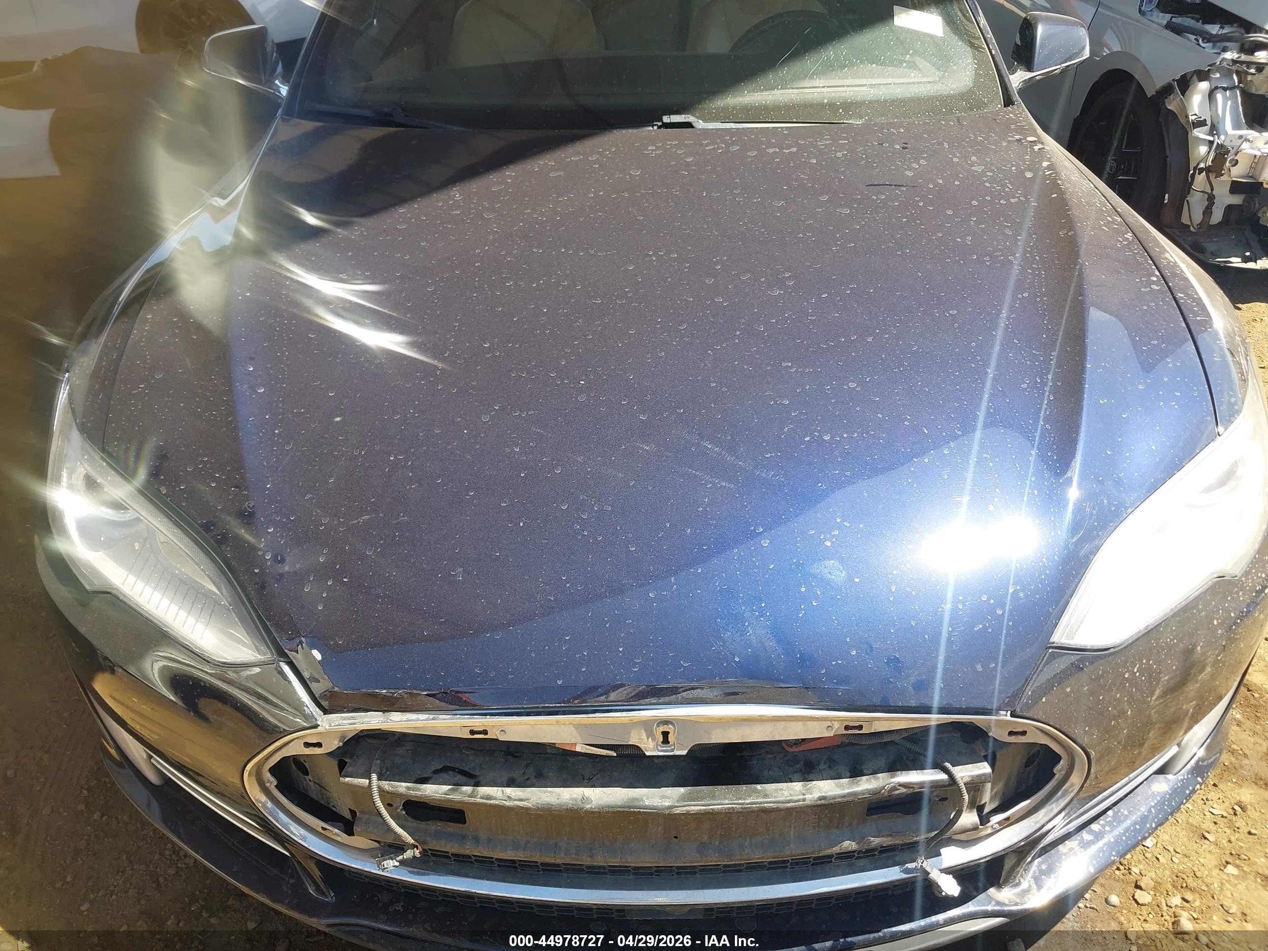 2015 Tesla Model S 85d/p85d Blue vin: 5YJSA1H40FF081112