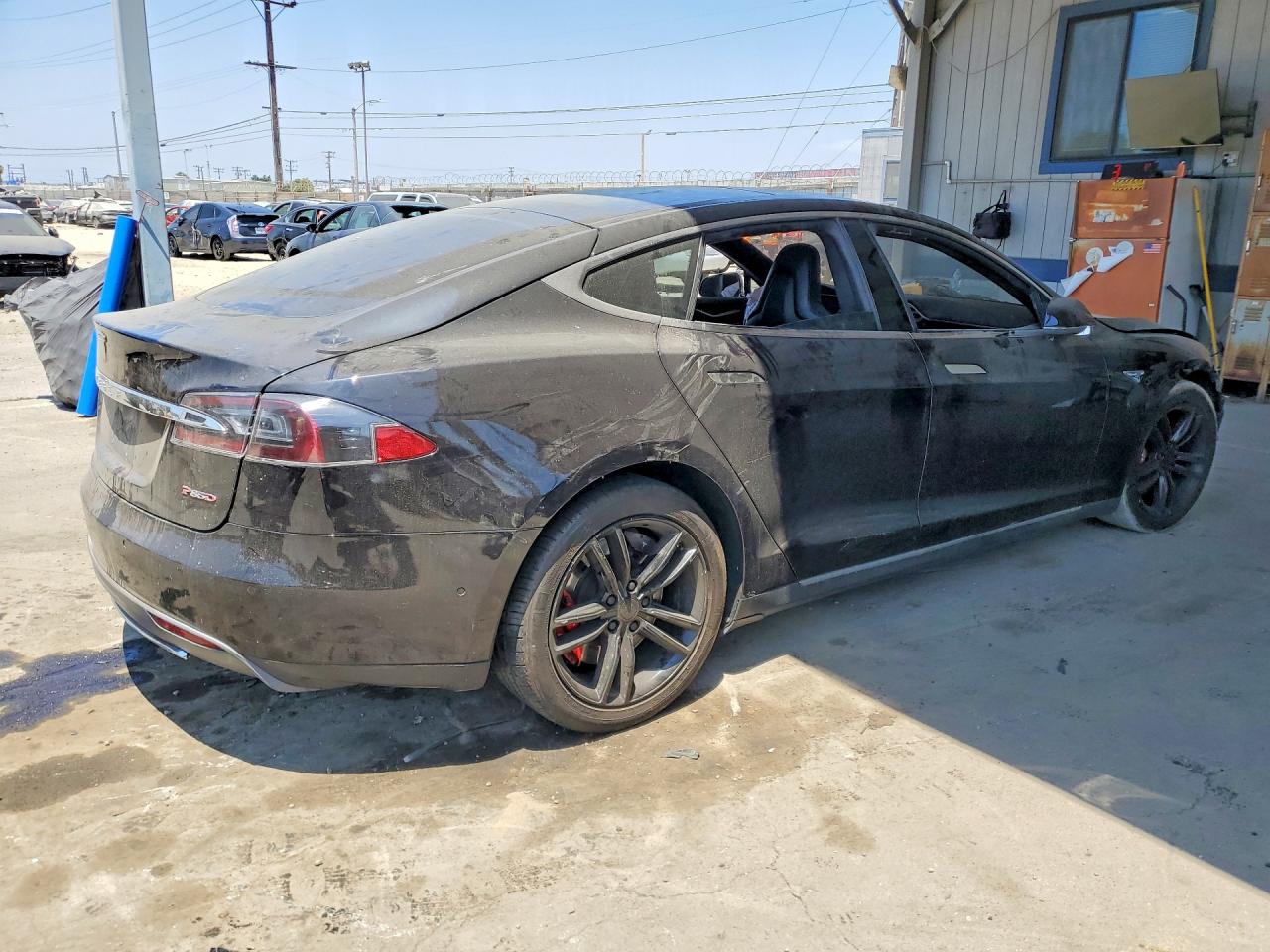 2015 Tesla Model S P85d Черный vin: 5YJSA1H40FF086875