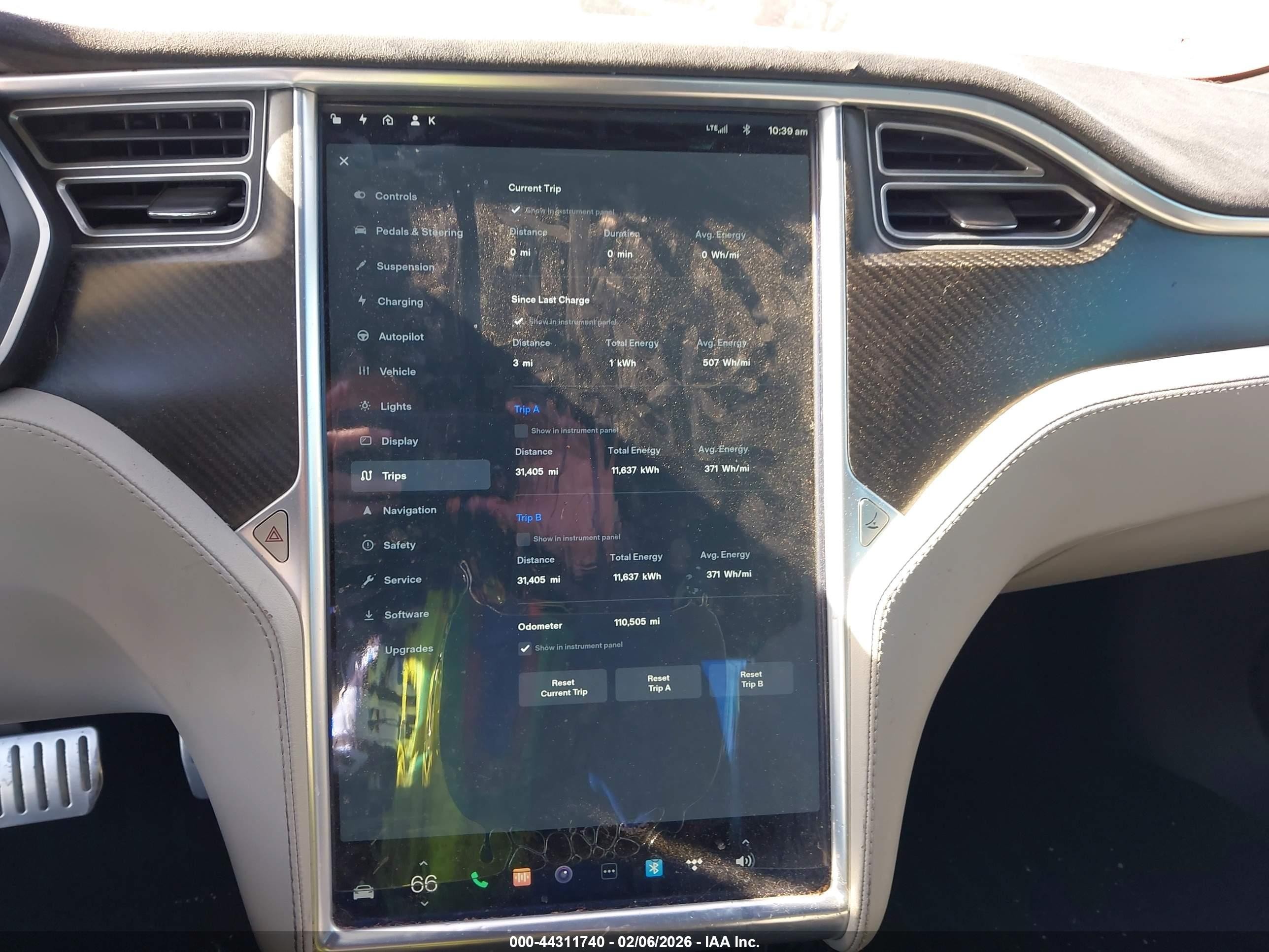 2015 Tesla Model S 85d/p85d Серебряный vin: 5YJSA1H45FF081140